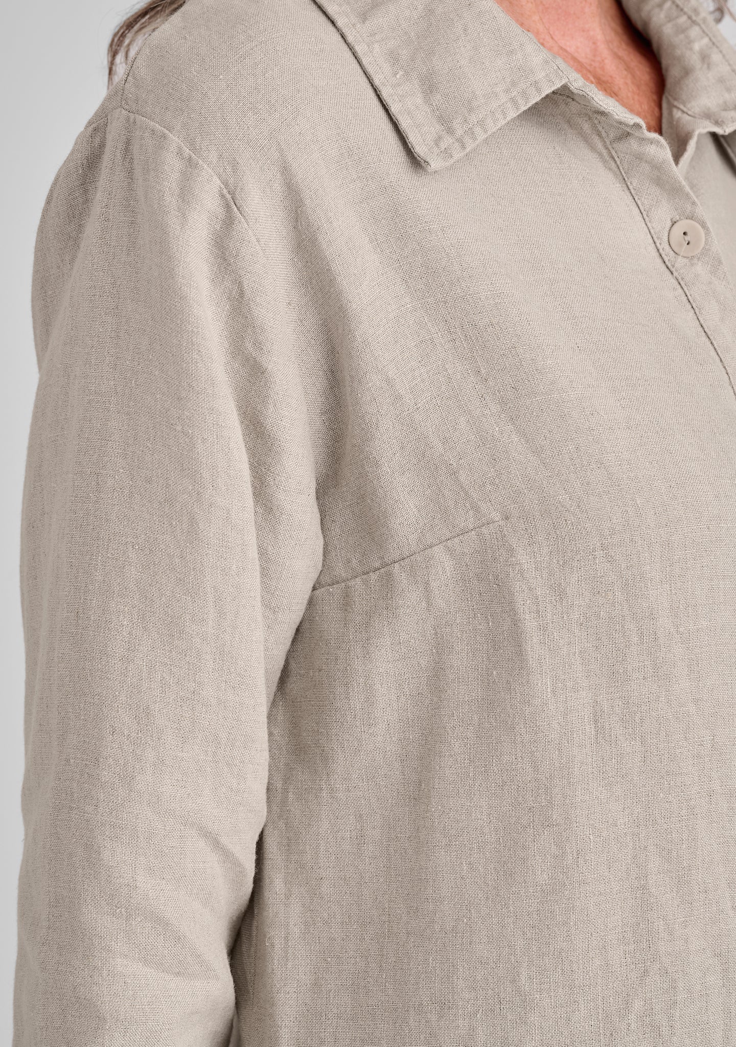 bias back shirt linen shirt details