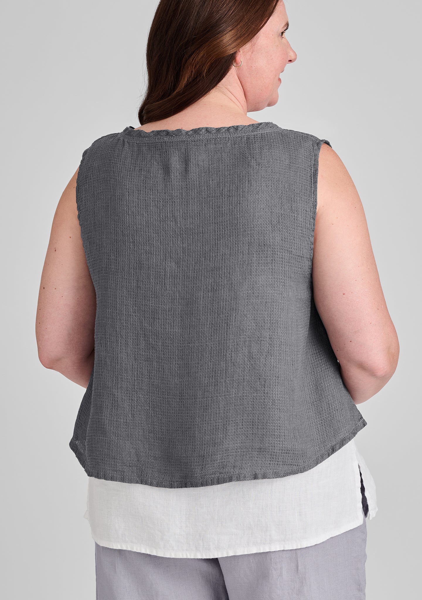 roxbury crop linen tank top details
