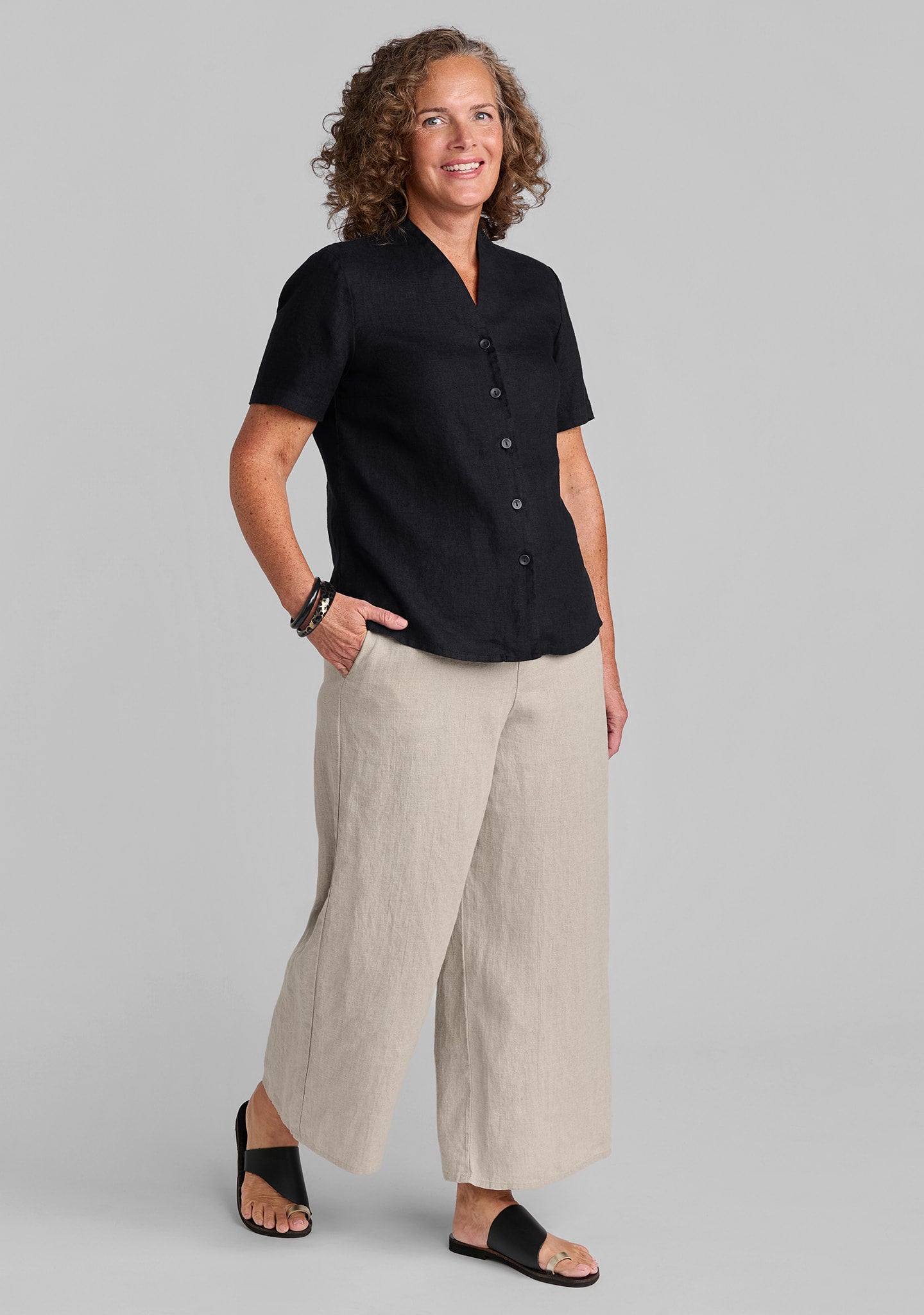 sociable floods linen pants details