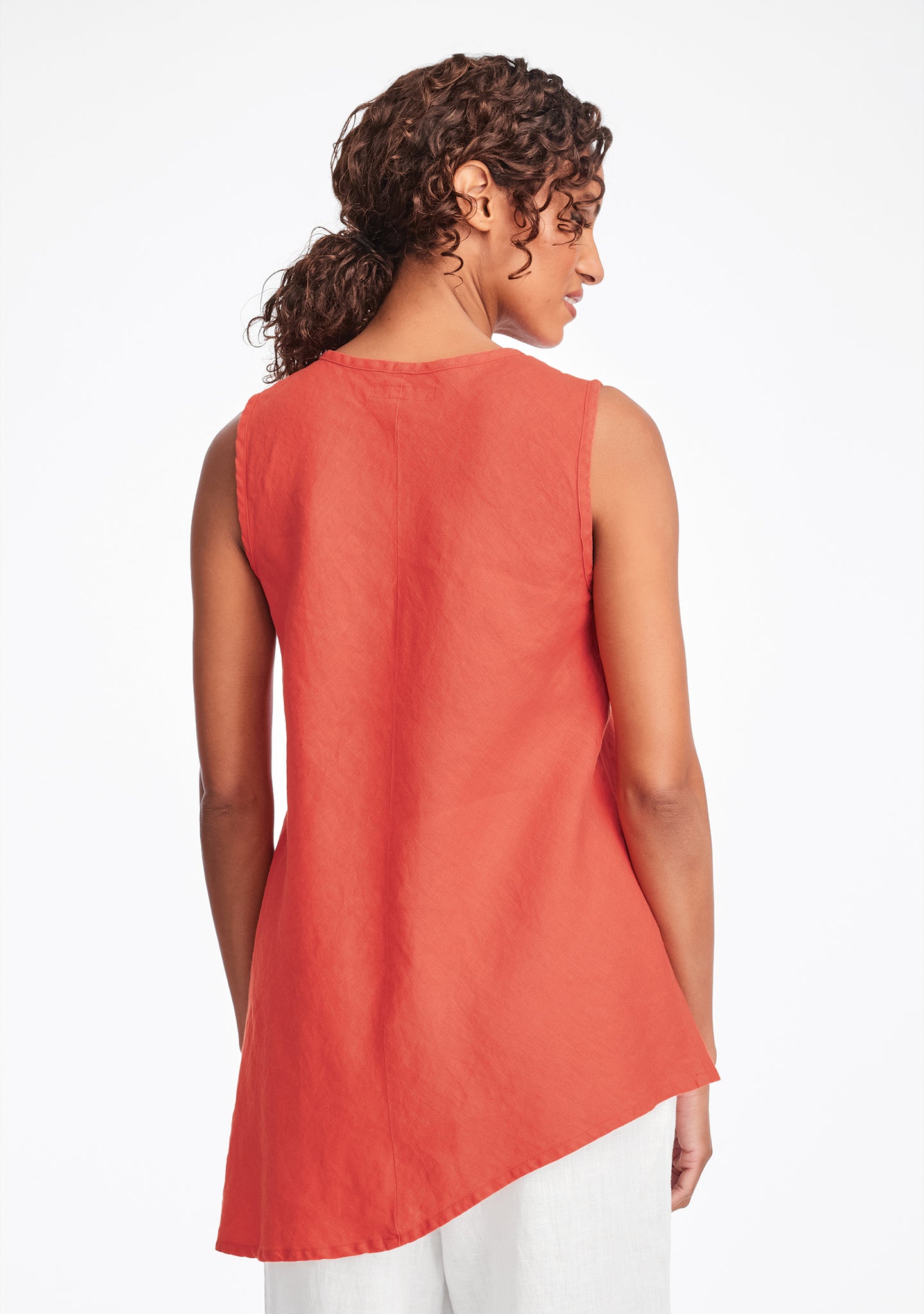 airy tunic linen tank top details