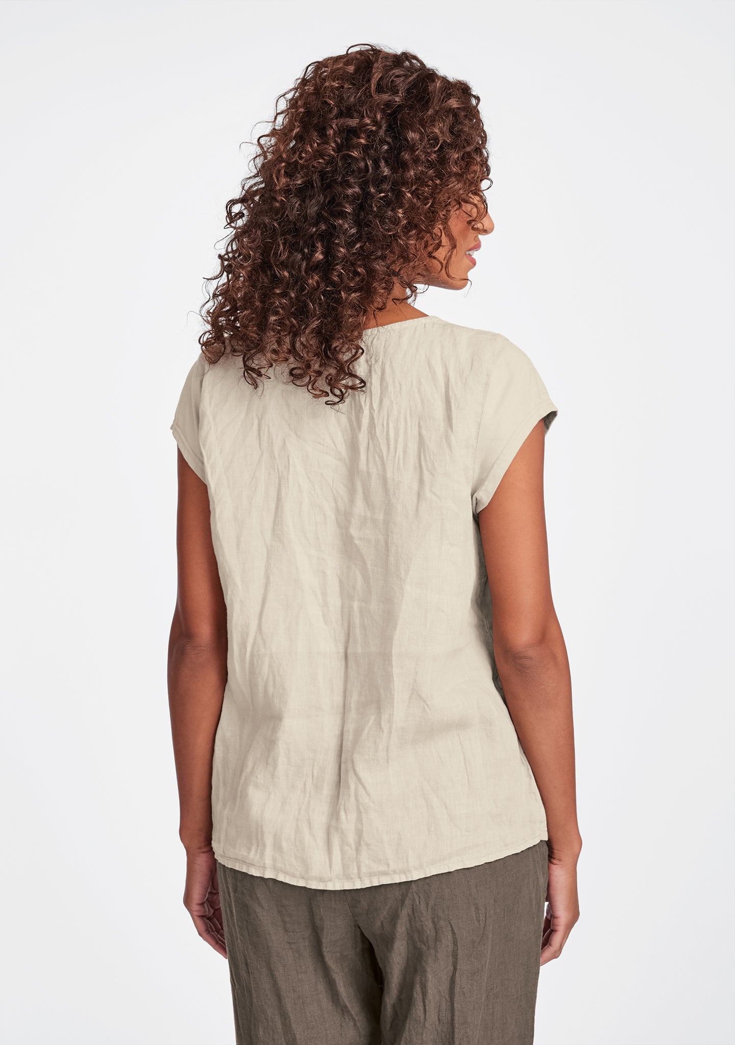 cap tee linen t shirt details