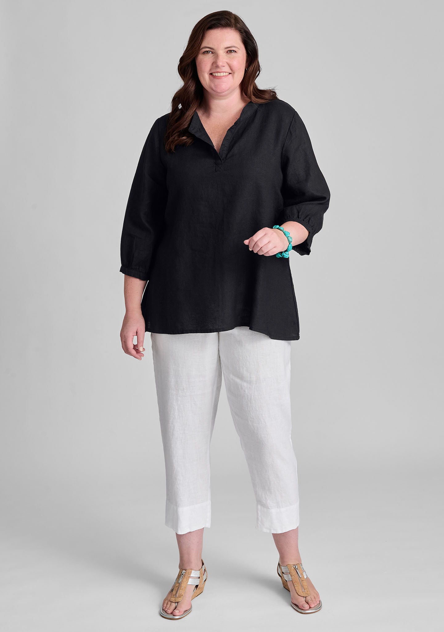 FLAX linen shirt in black with linen pants in white