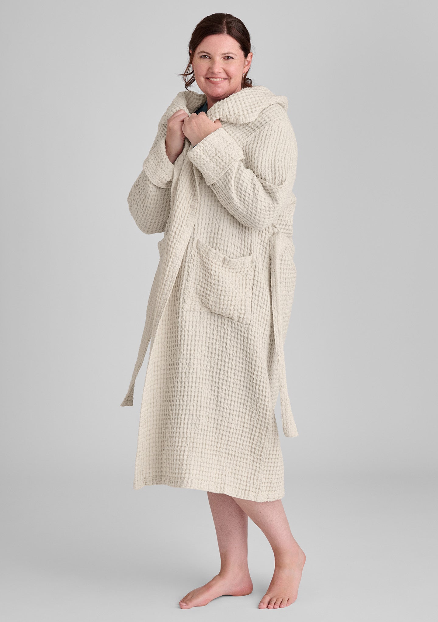 FLAX linen robe in white