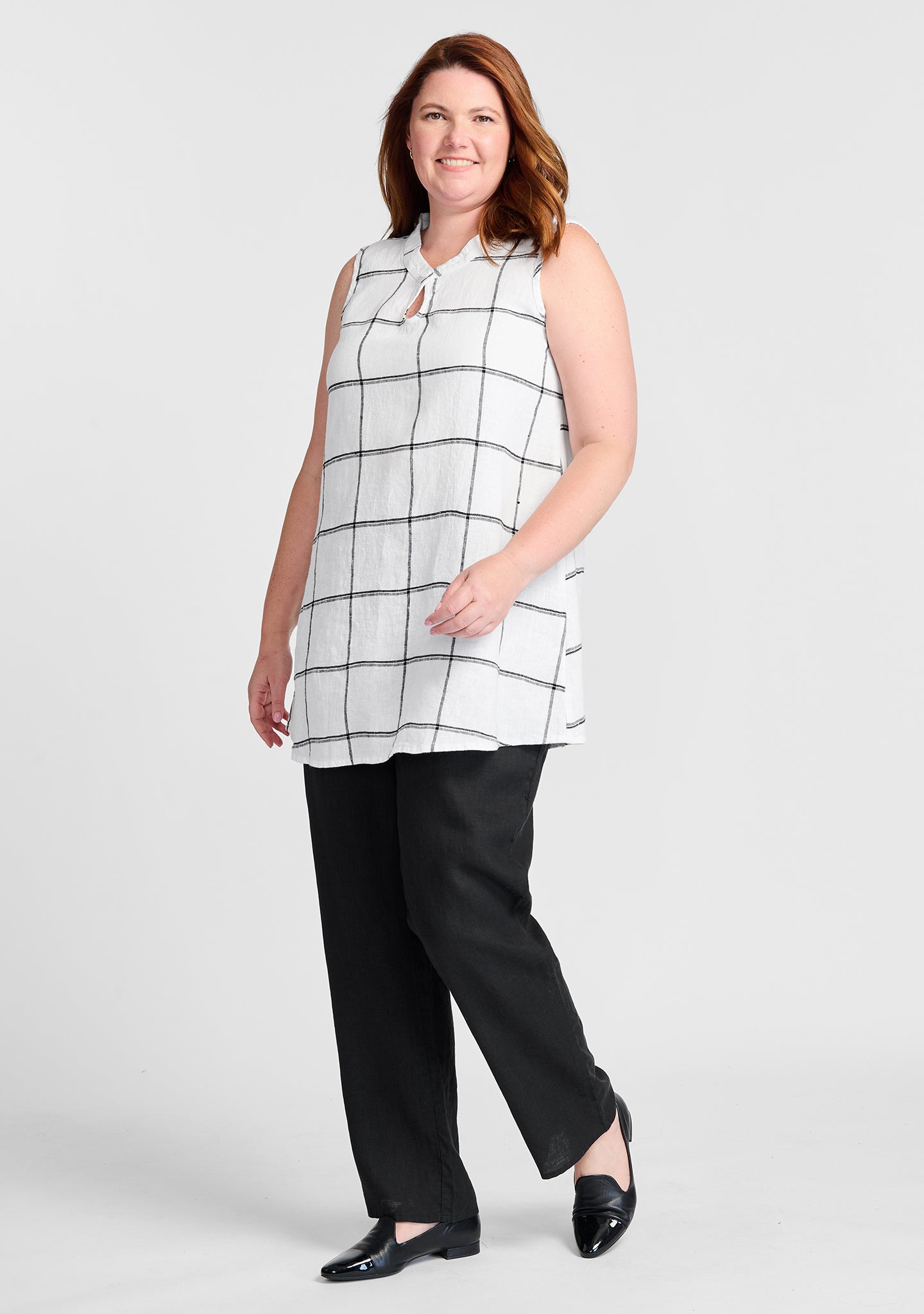 FLAX linen shirt in white with linen pants in black