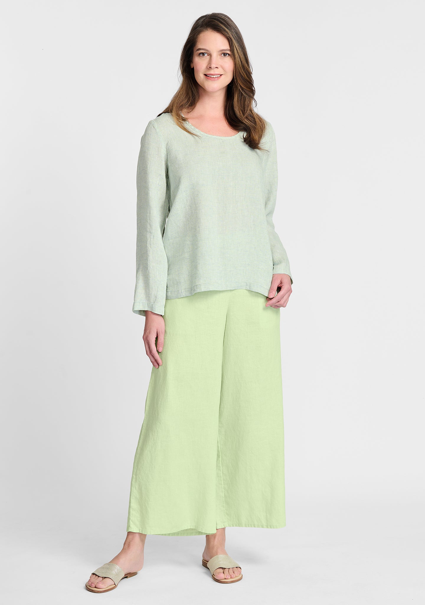 FLAX linen shirt in green with linen pants in green