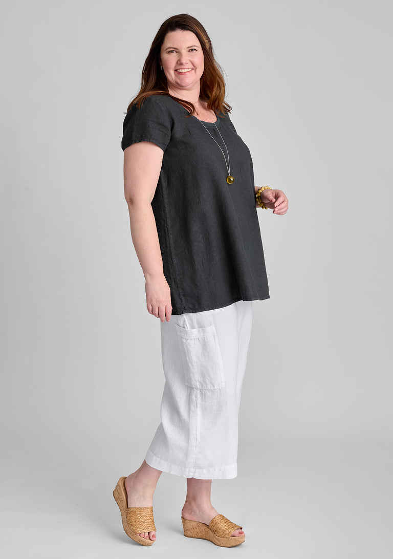 FLAX linen top in black with linen pants in white
