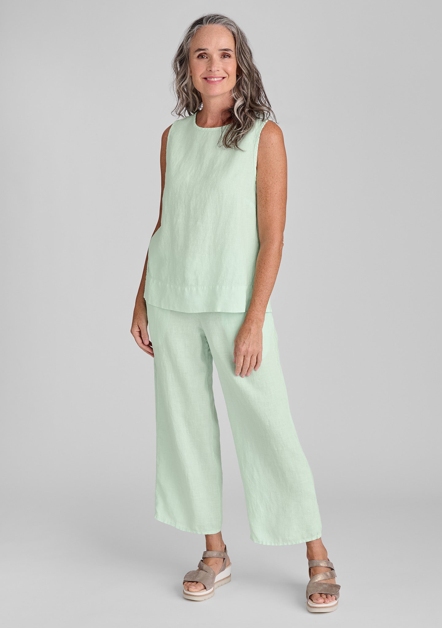 FLAX linen tank in green and linen bottoms in green