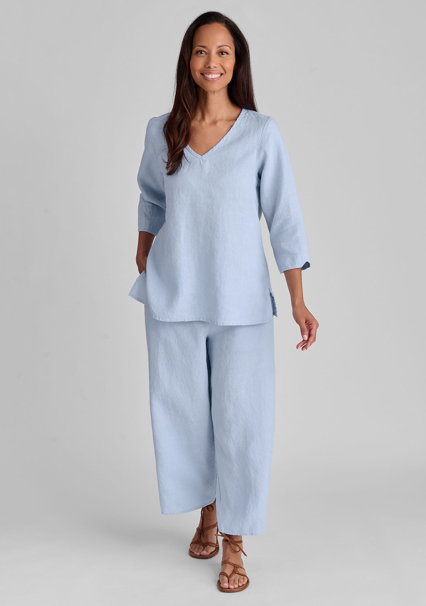 FLAX linen shirt in blue with linen pants in blue