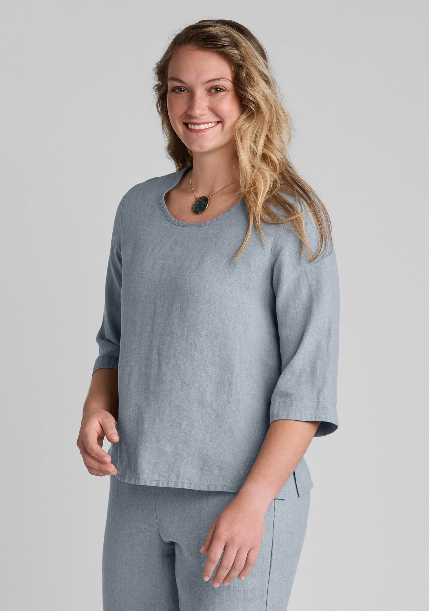 3/4 pullover linen top blue