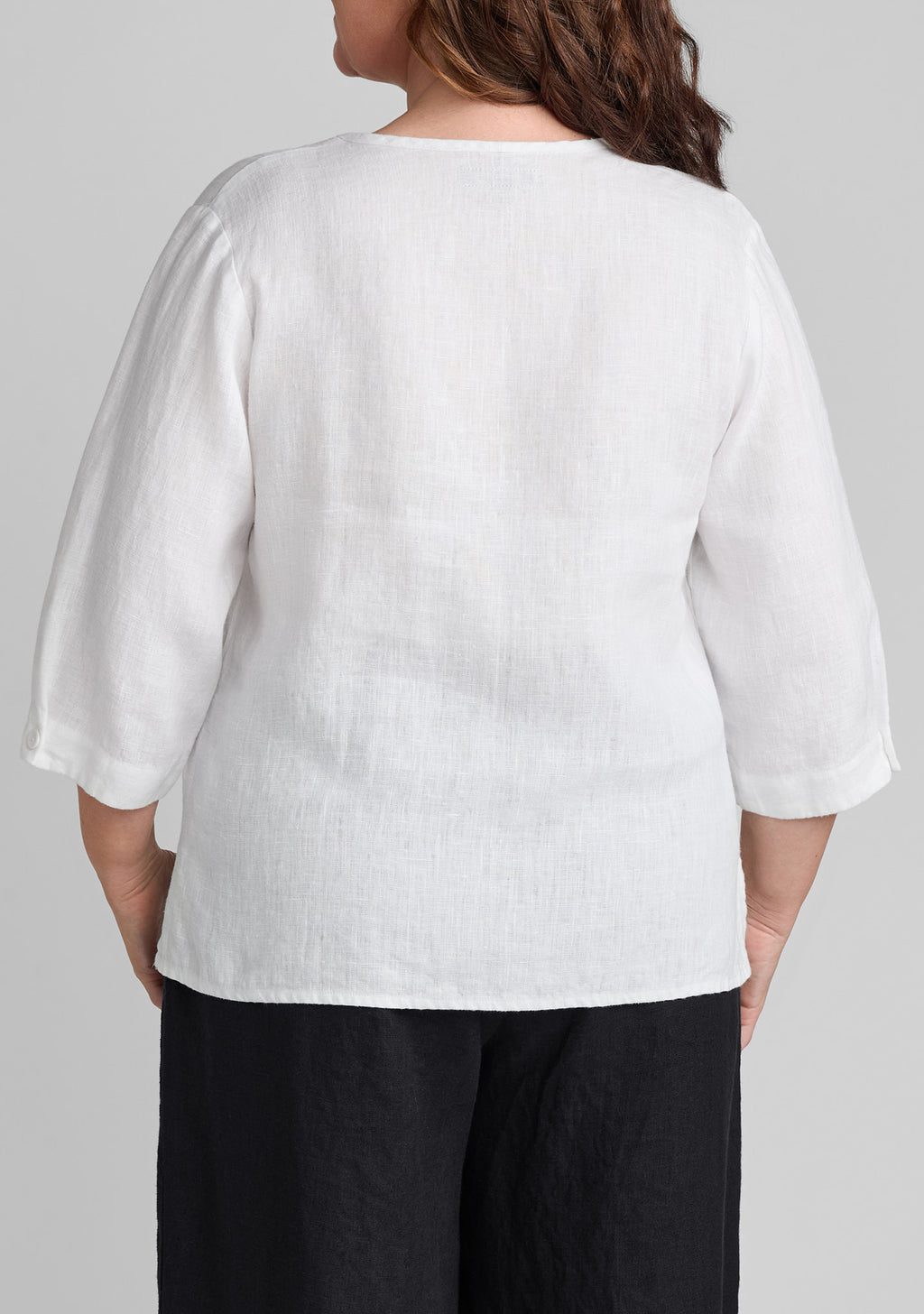3/4 pullover linen top details