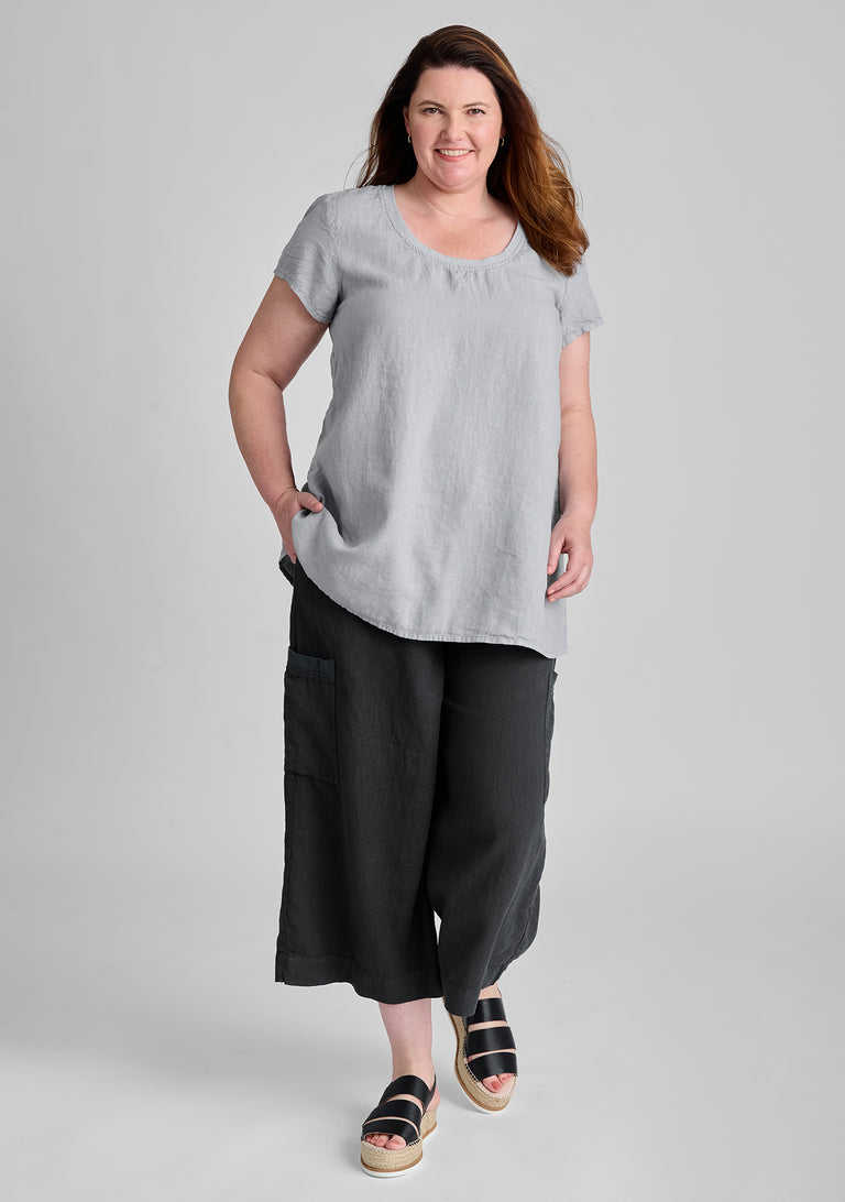 FLAX linen top in grey and linen pants in black
