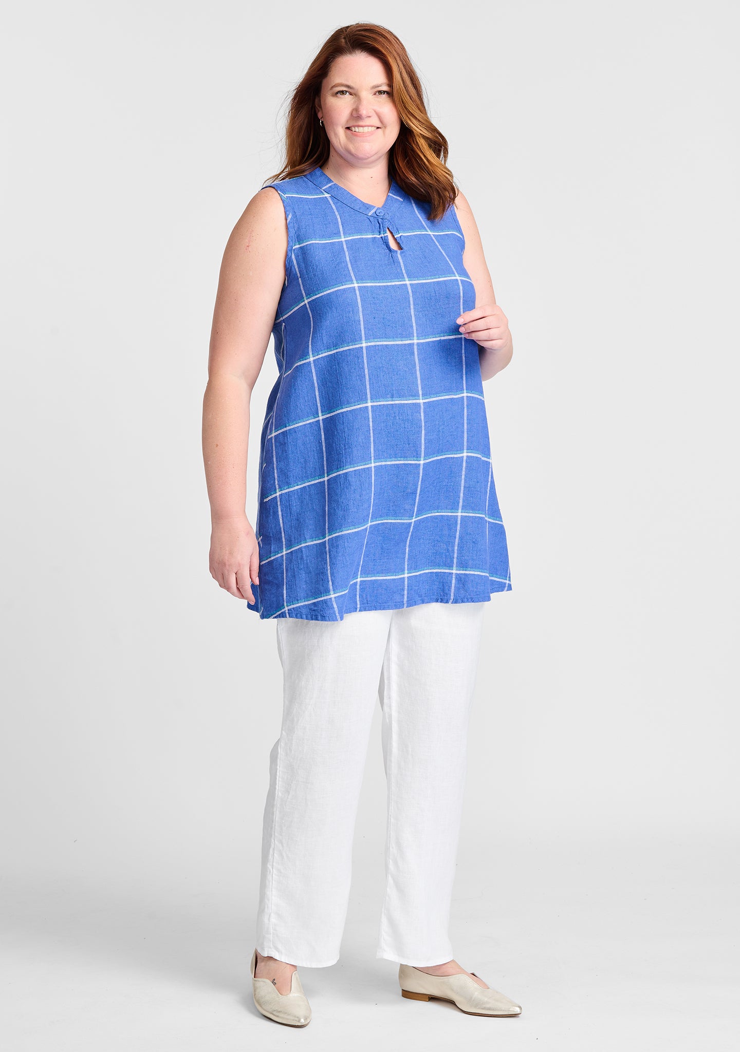 FLAX linen tank in blue with linen pants in white