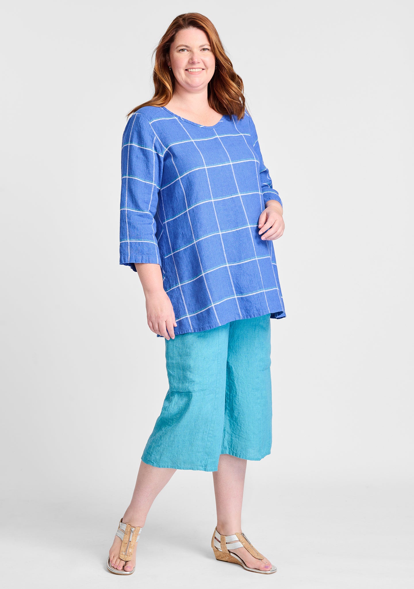 FLAX linen shirt in blue with linen pants in blue