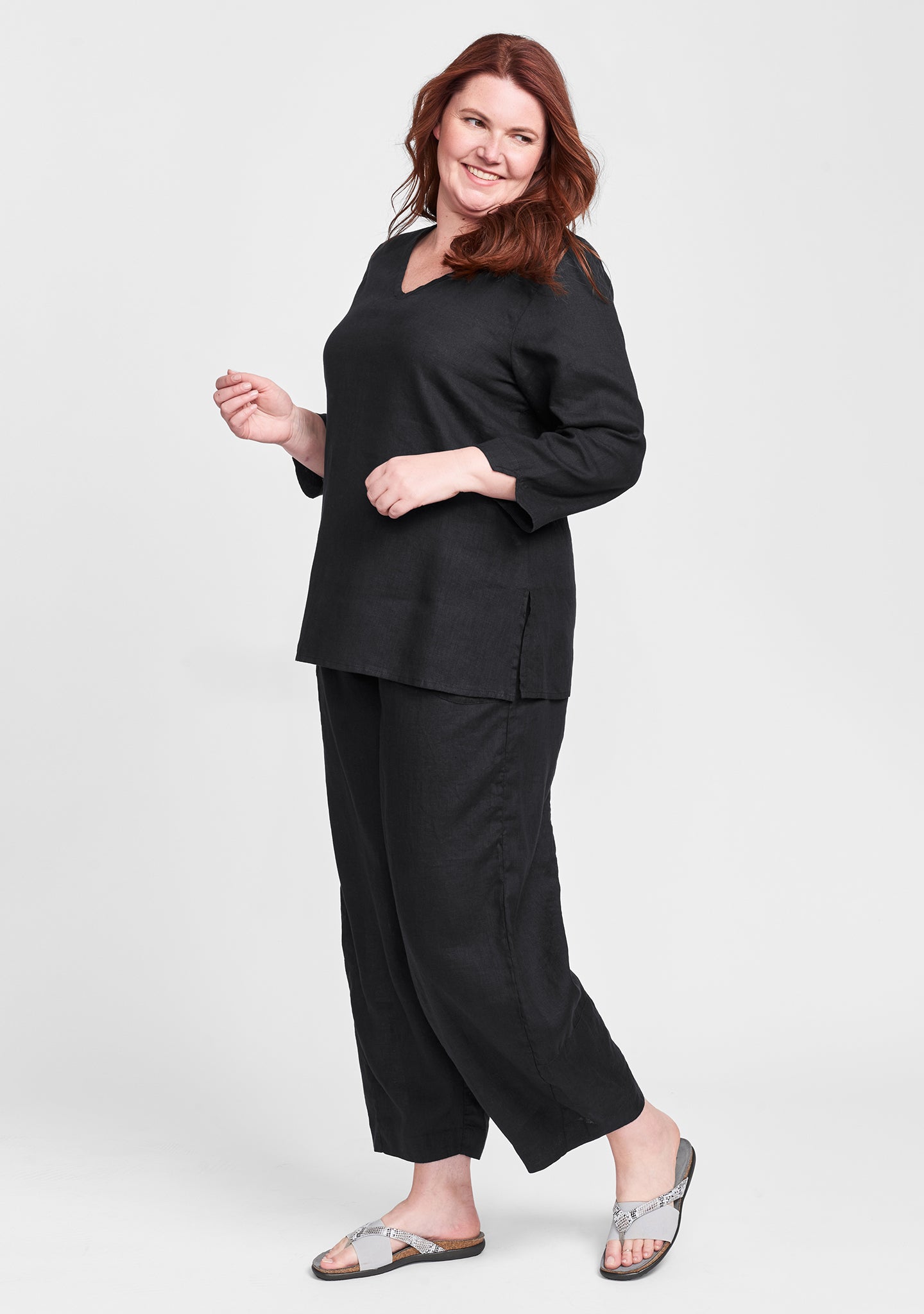 FLAX linen shirt in black with linen pants in black