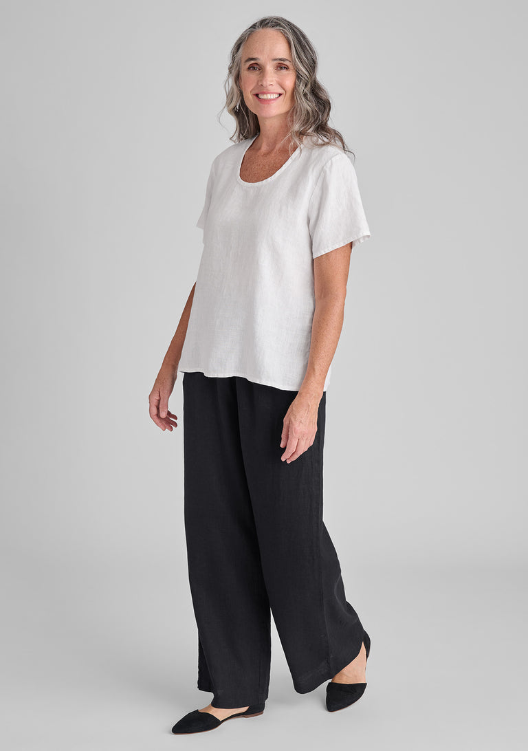 FLAX linen shirt in white and linen pants in black