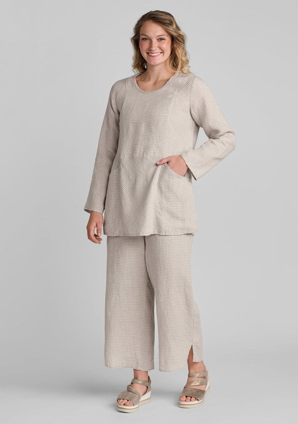 airy floods linen pants with elastic waist details