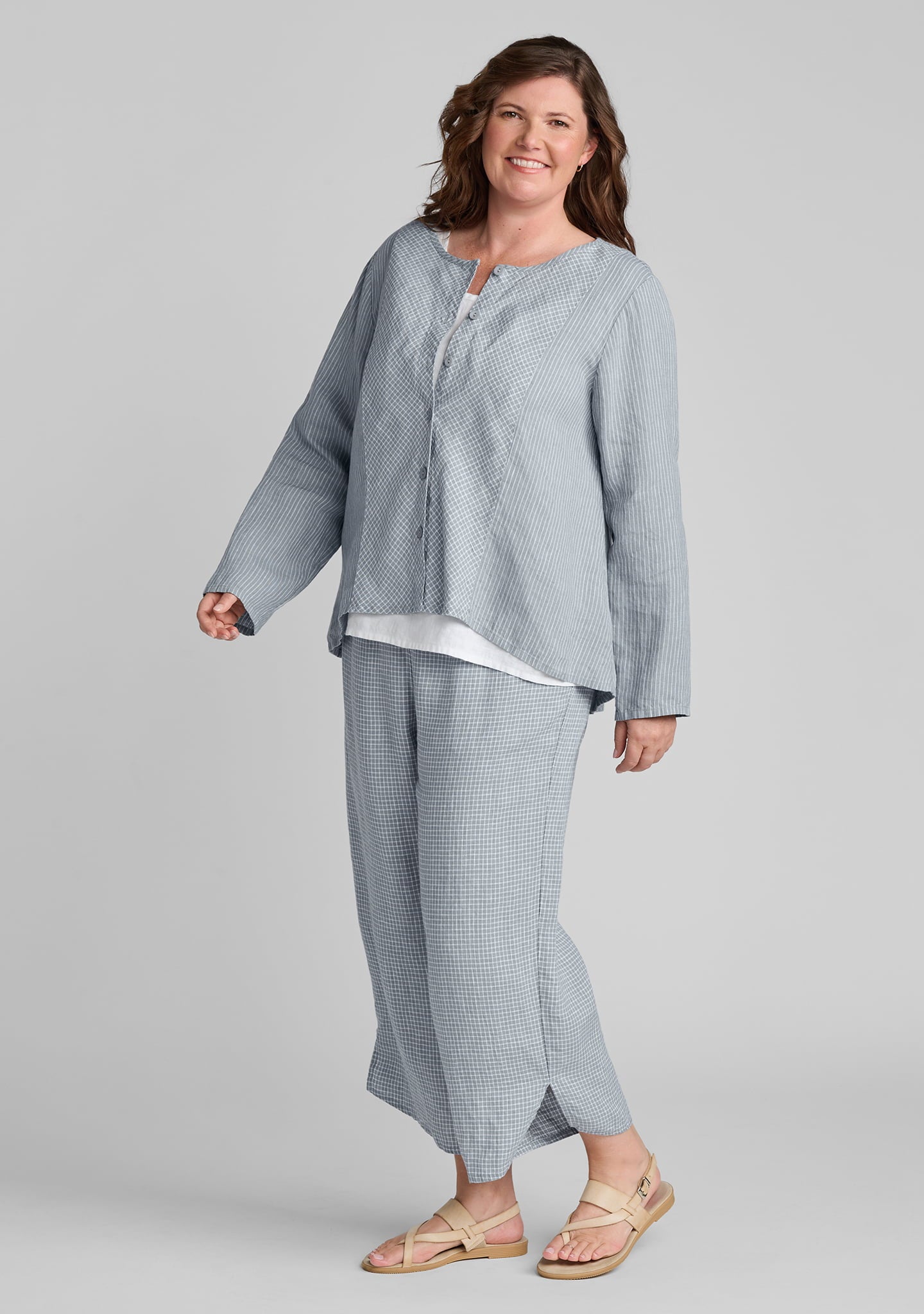 FLAX linen blouse in blue with linen pants in blue