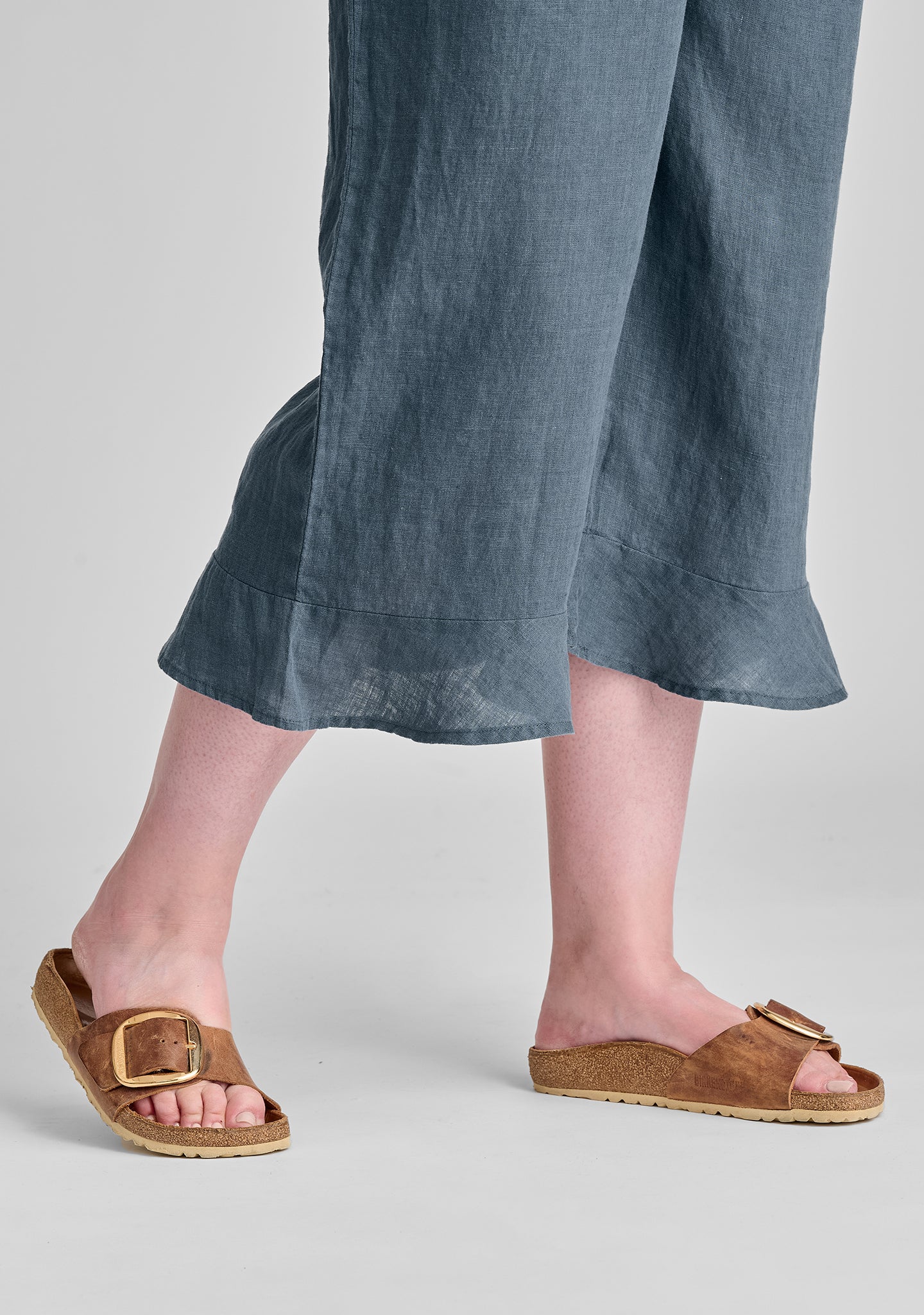 bloomers linen pants with elastic waist details