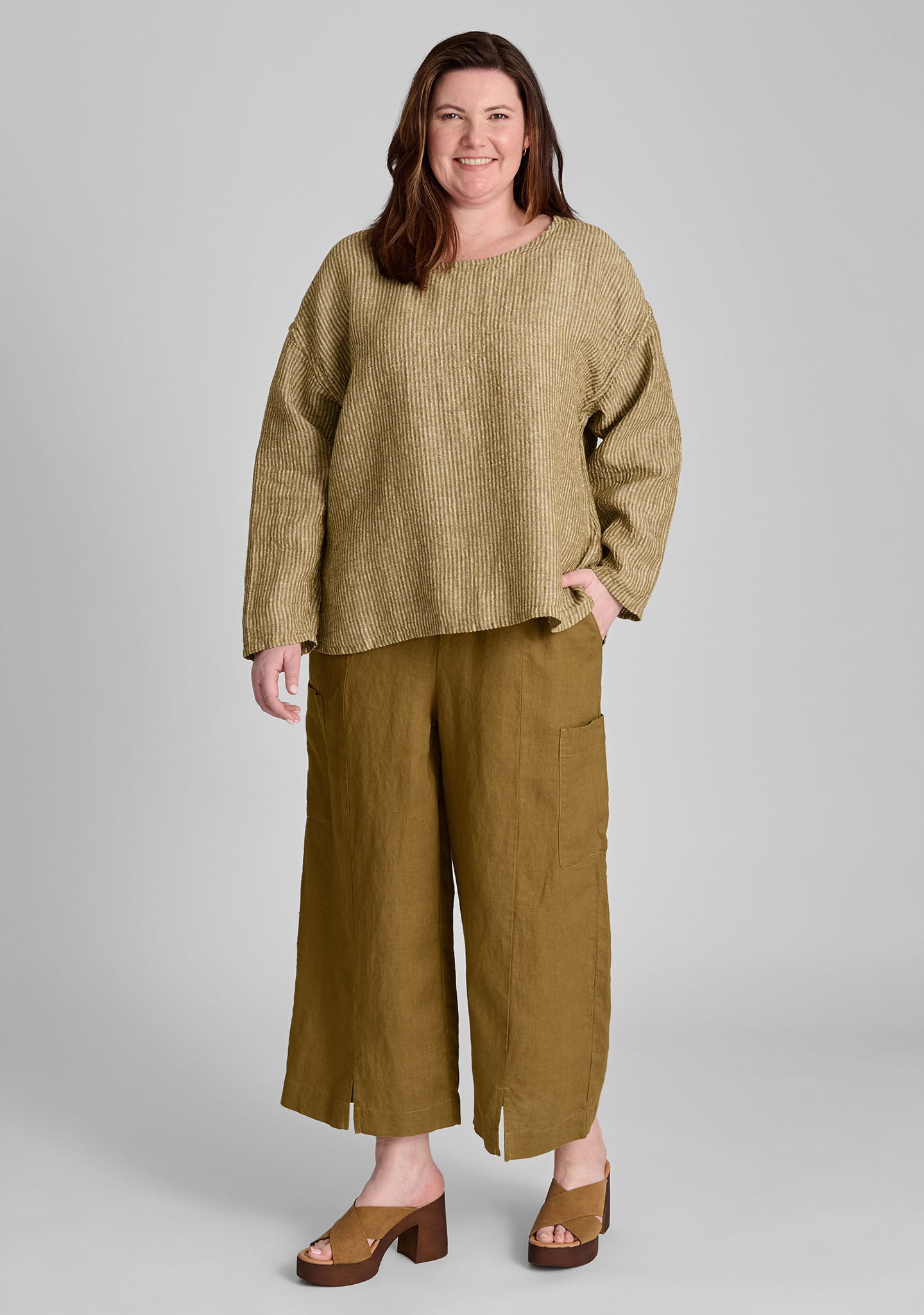 modern flood linen pants with elastic waist details