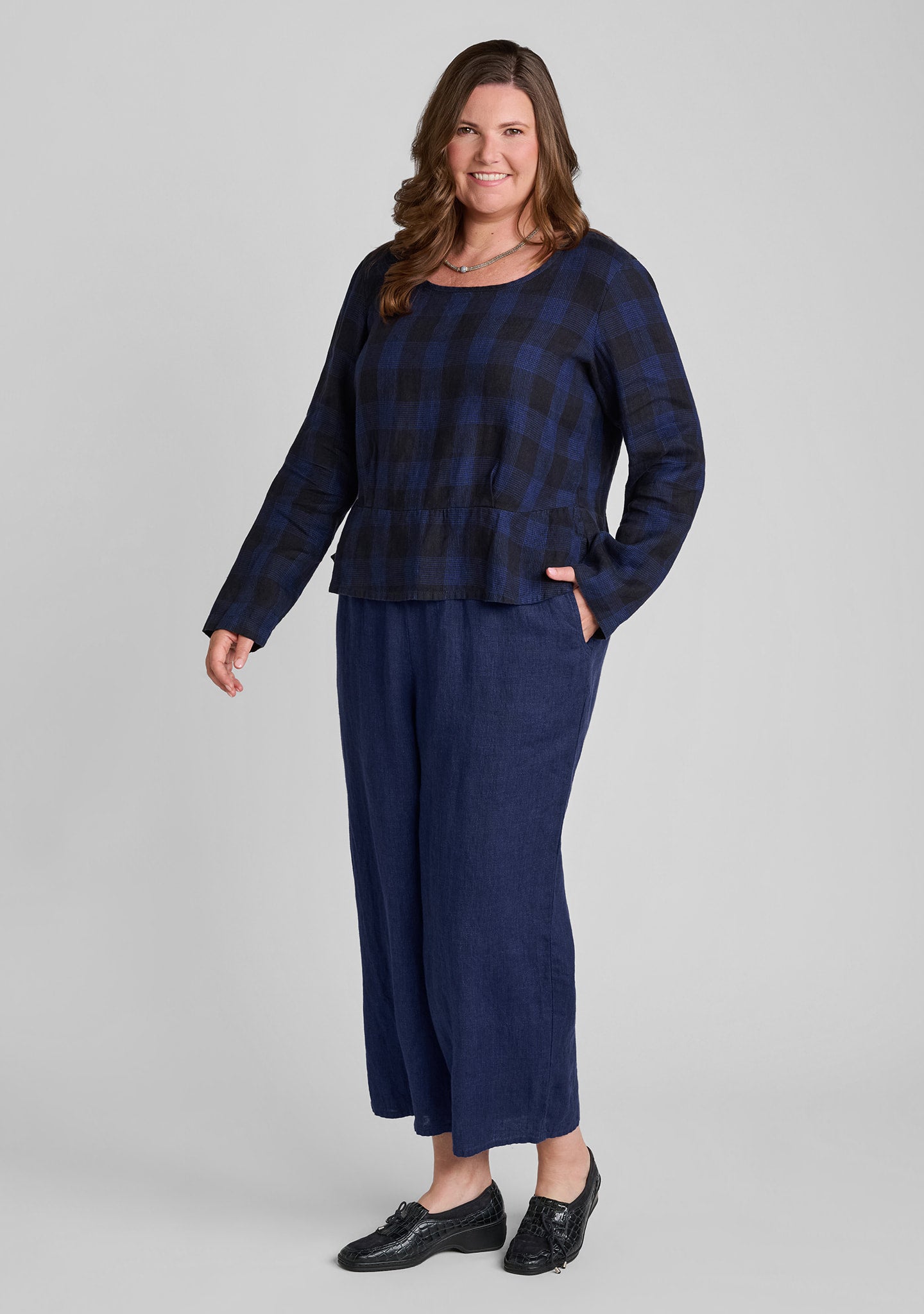 FLAX linen pullover in blue plaid with linen pants in blue
