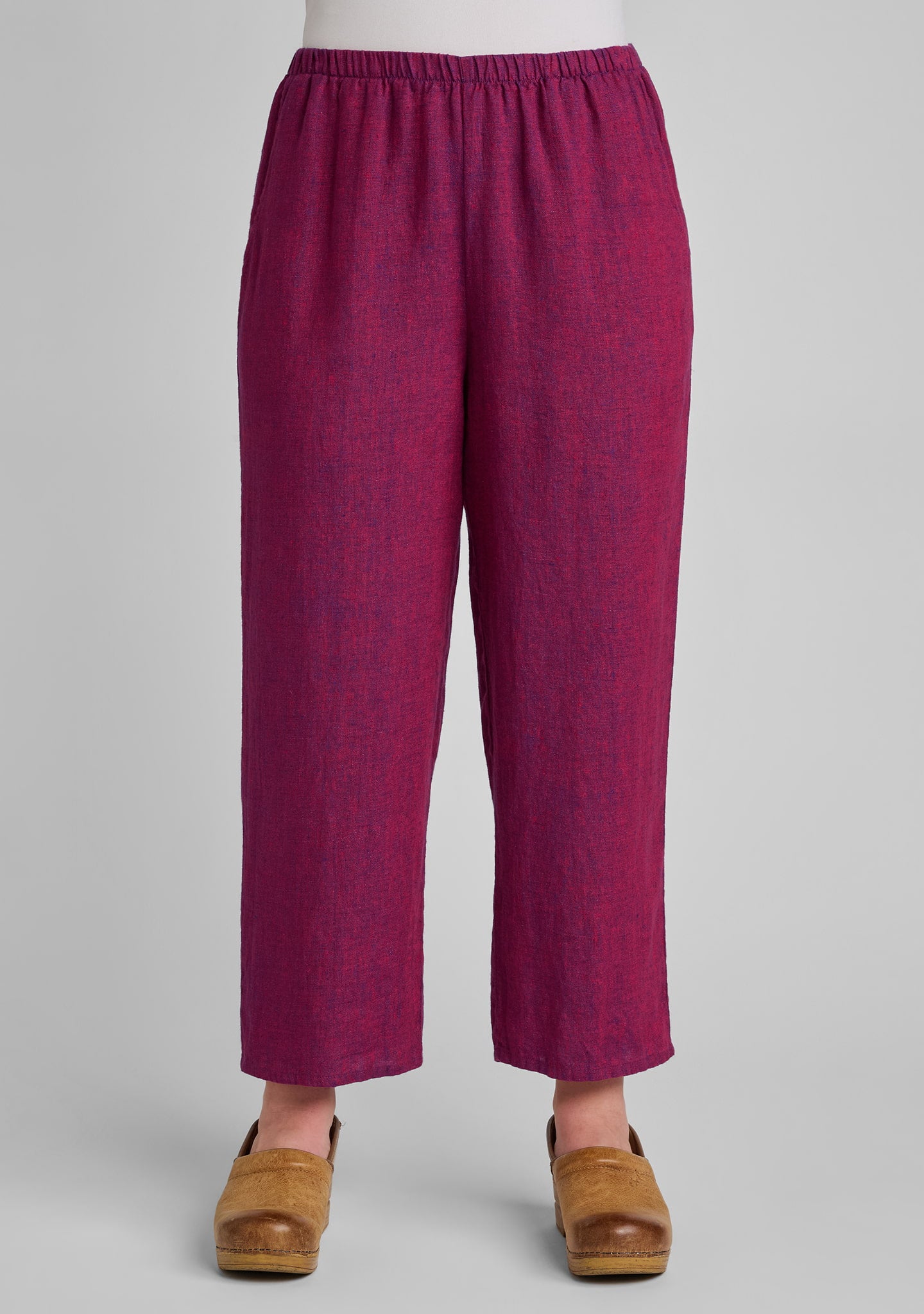 detailed view of linen flood pants