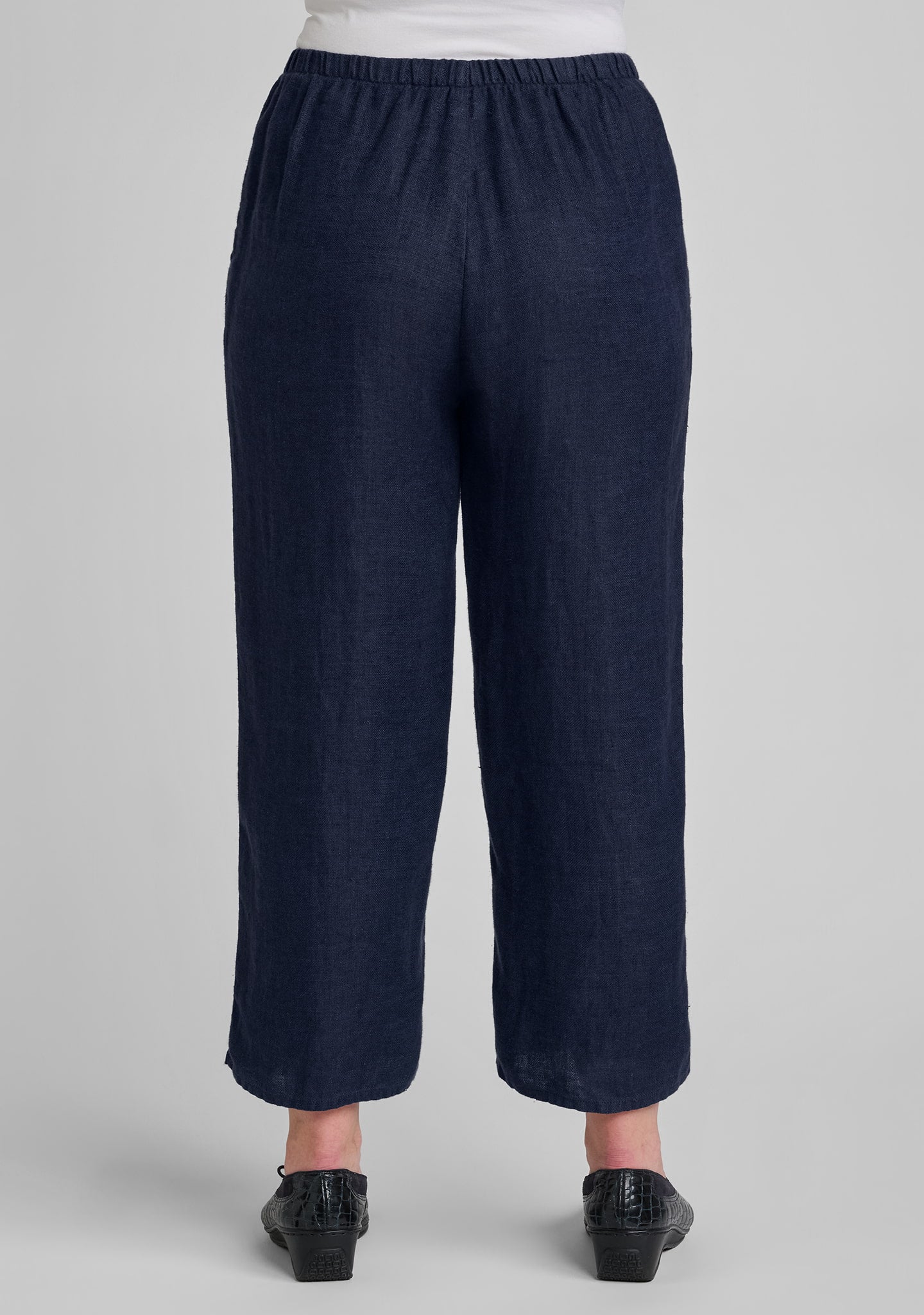 back view of full pants