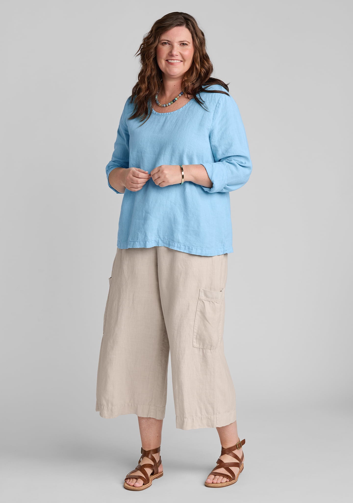 FLAX linen shirt in blue with linen pants in natural