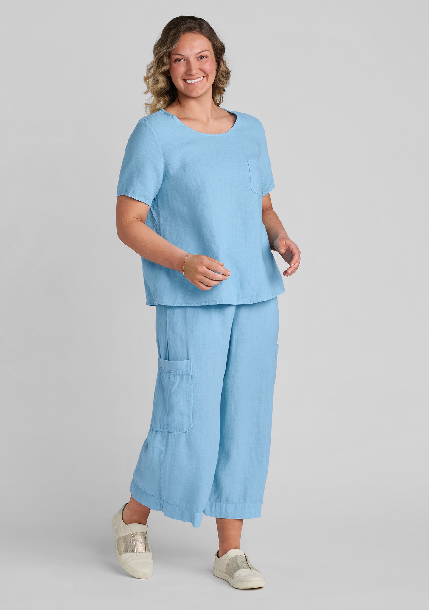 FLAX linen t shirt in blue with linen pants in blue