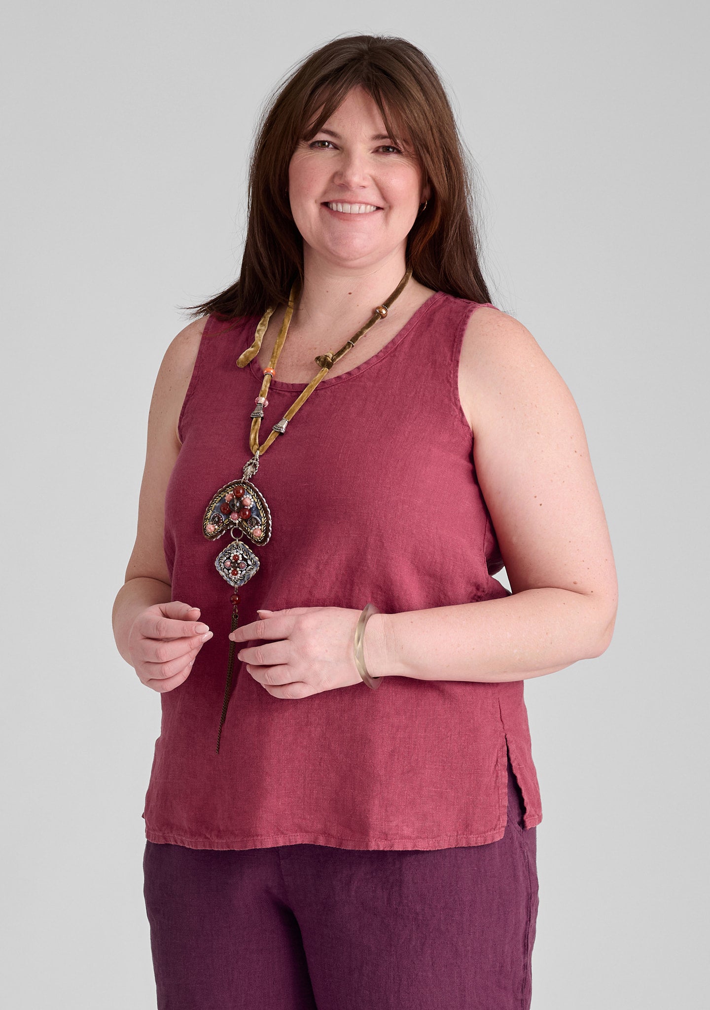 Fundamental Tank - Linen Tank Top - Cranberry