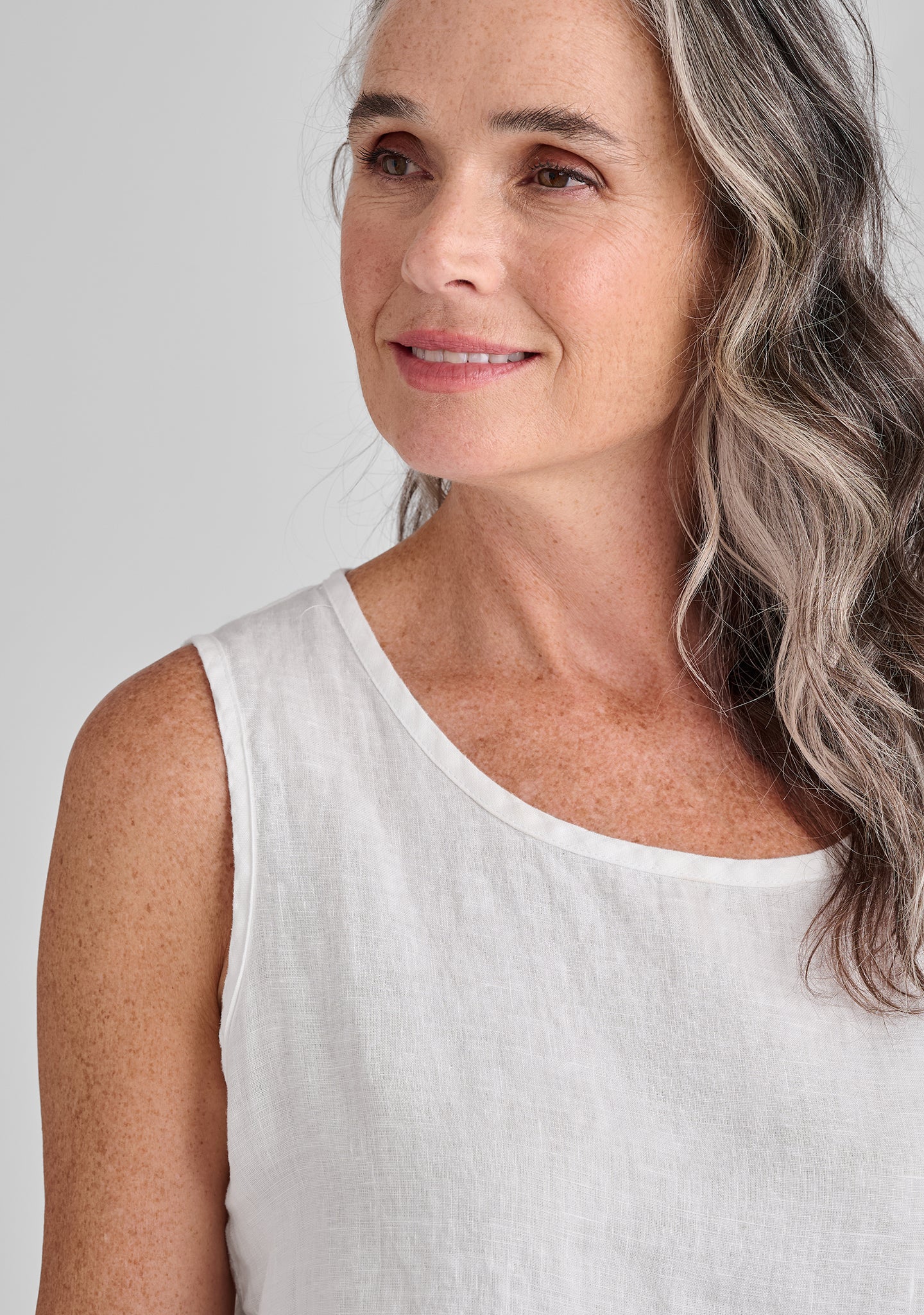 fundamental tank linen tank top details