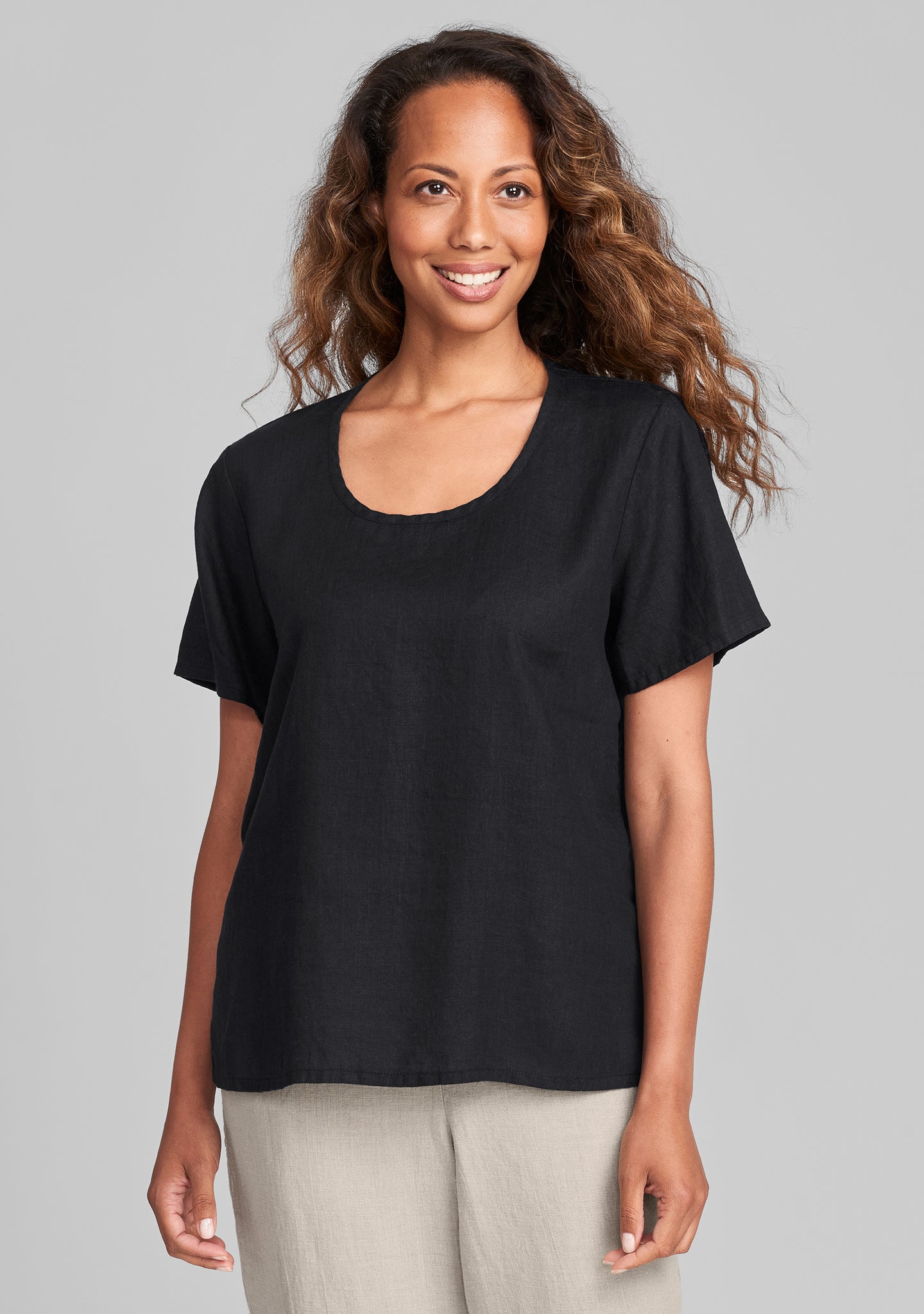 Fundamental Tee - Linen T Shirt - Black Handkerchief