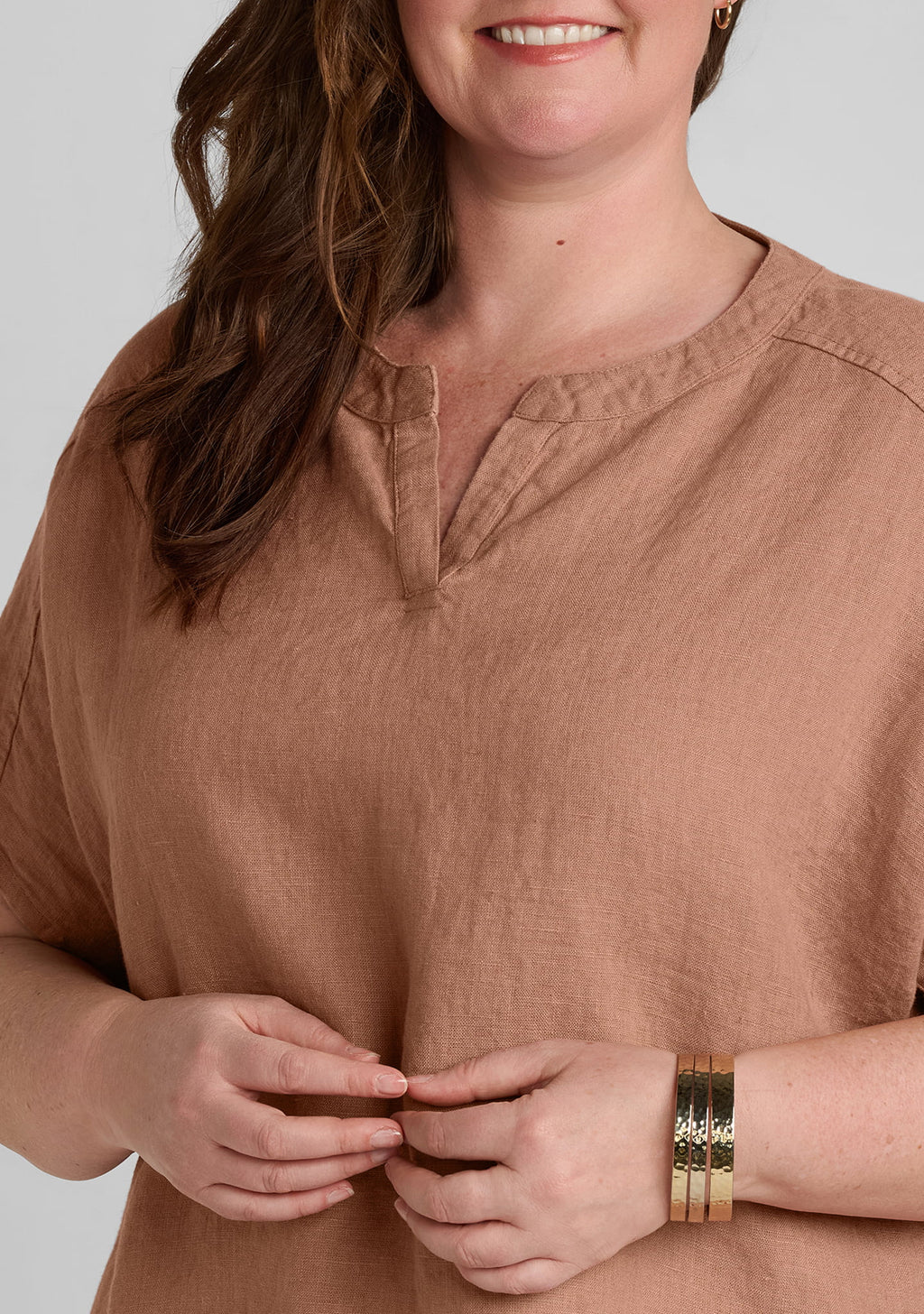 graceful blouse linen pullover details
