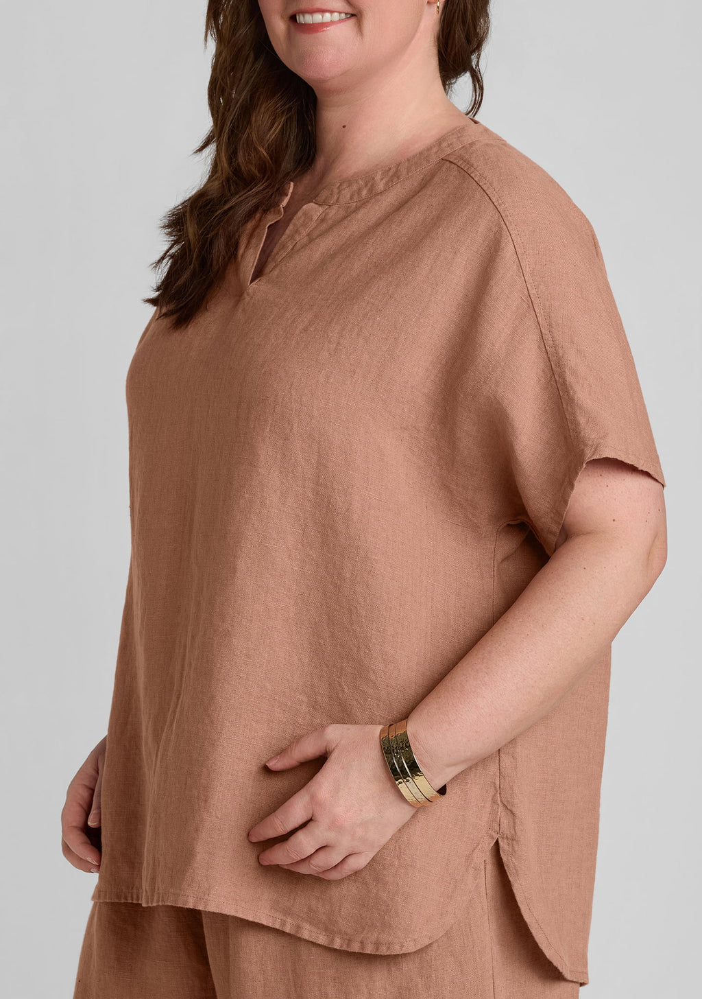 graceful blouse linen pullover details