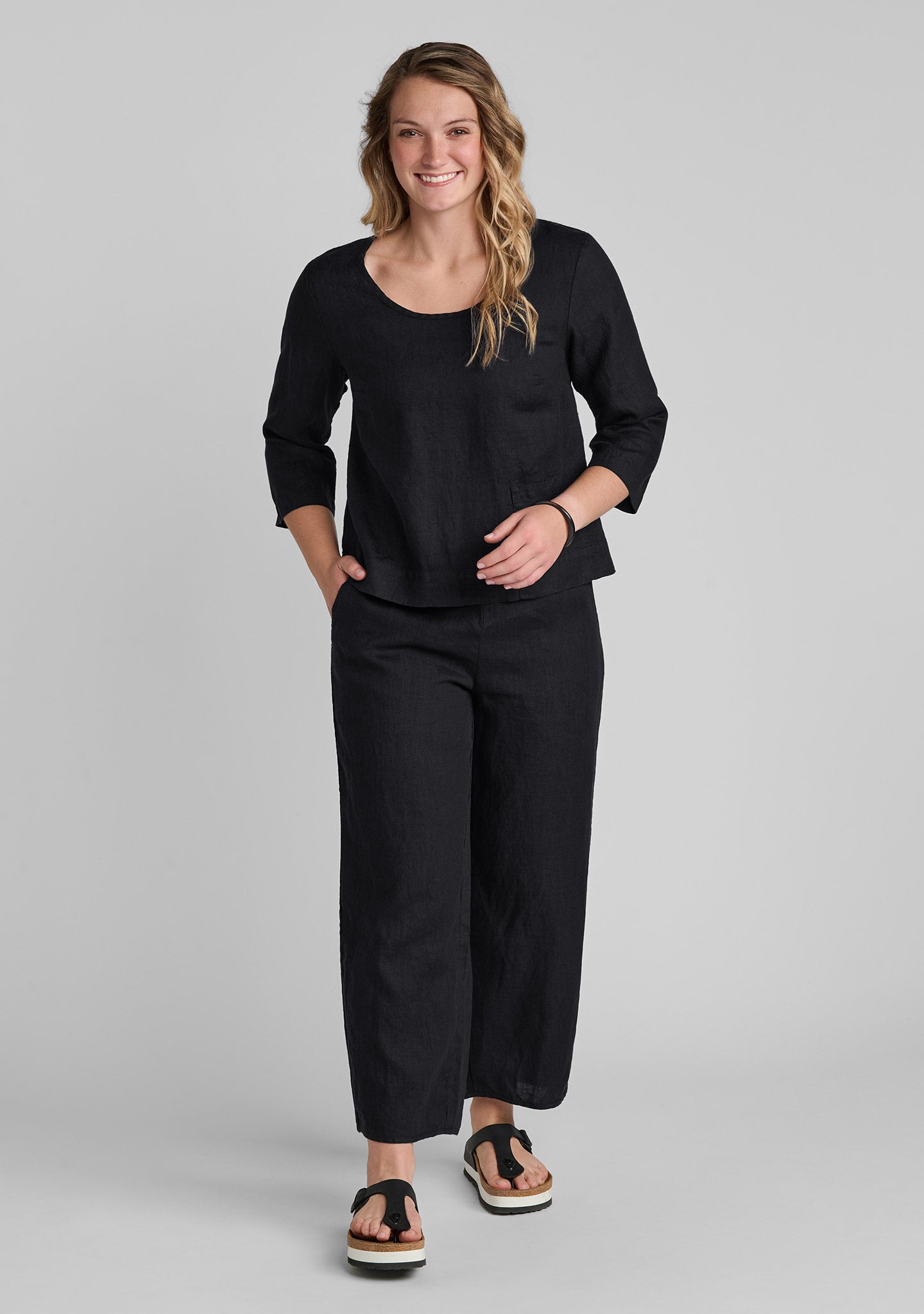 FLAX linen shirt in black with linen pants in black