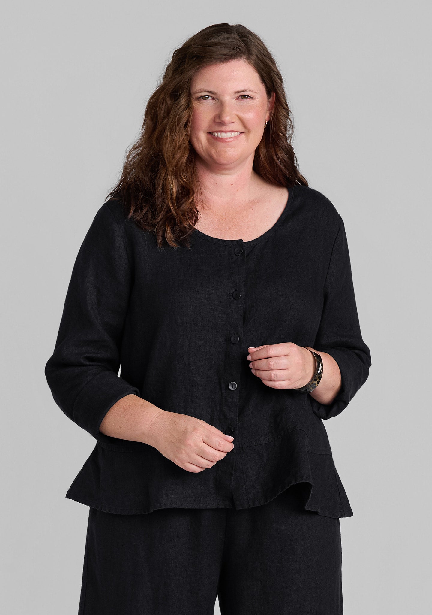 Jolly Jacket - Linen Cardigan - Black