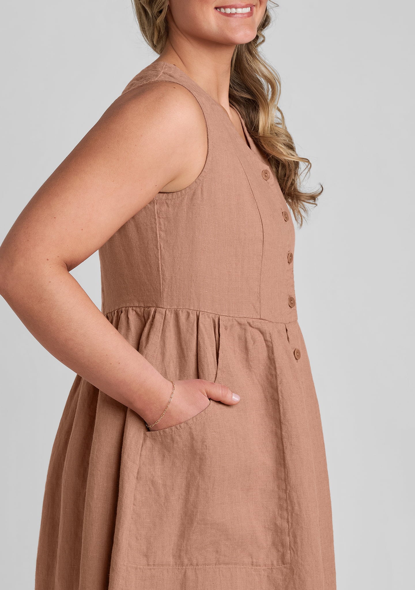 joyful dress sleeveless linen dress details
