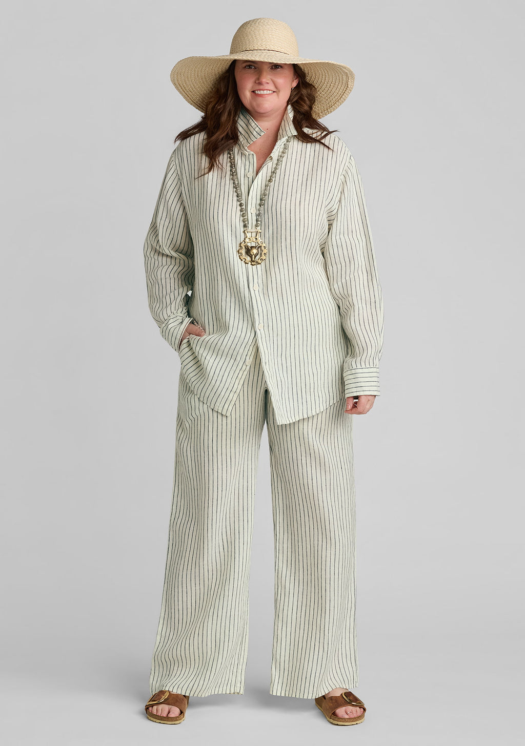 linen set in yellow striped linen