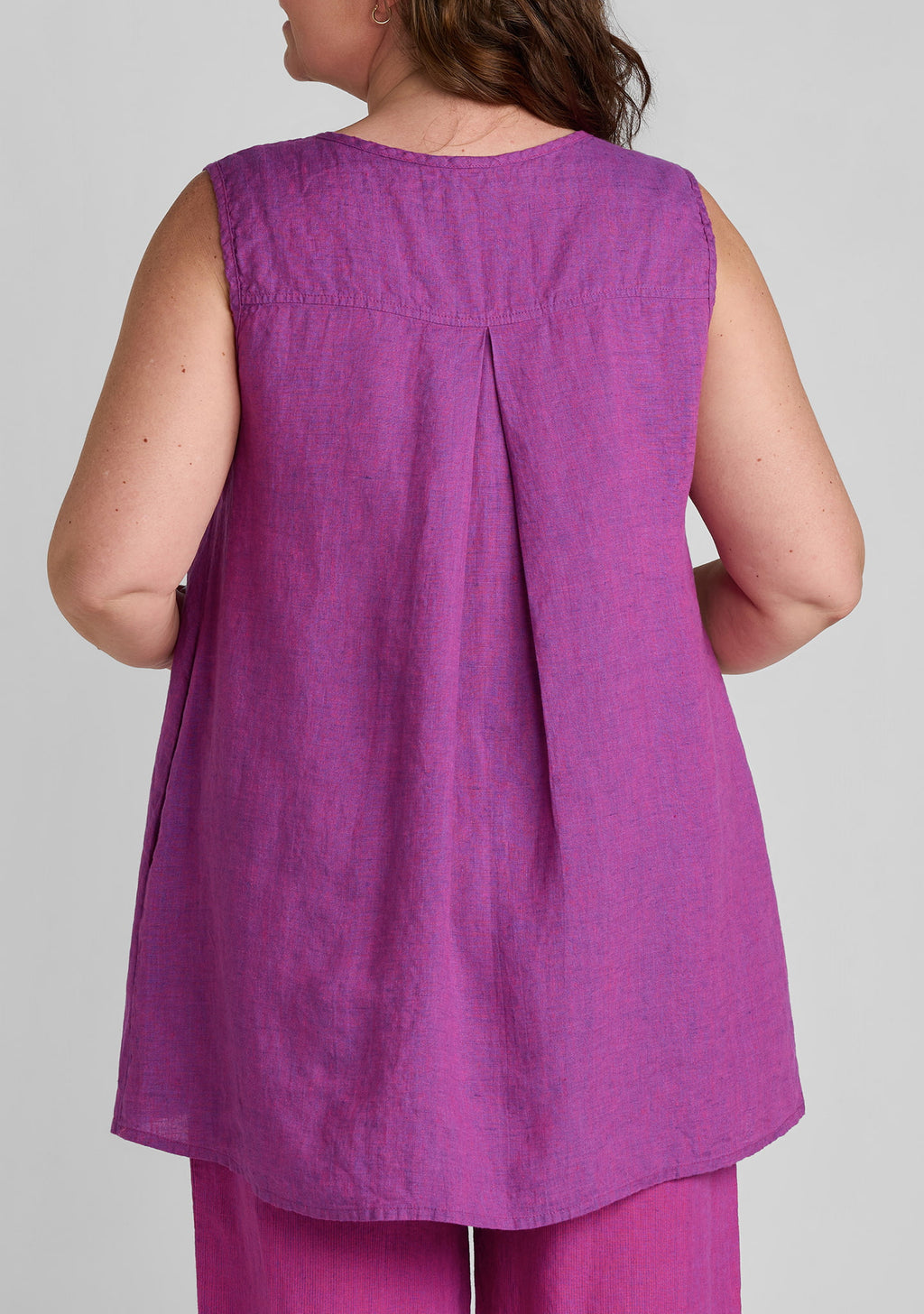 back view of pleat detail on women's linen tank top in purple
