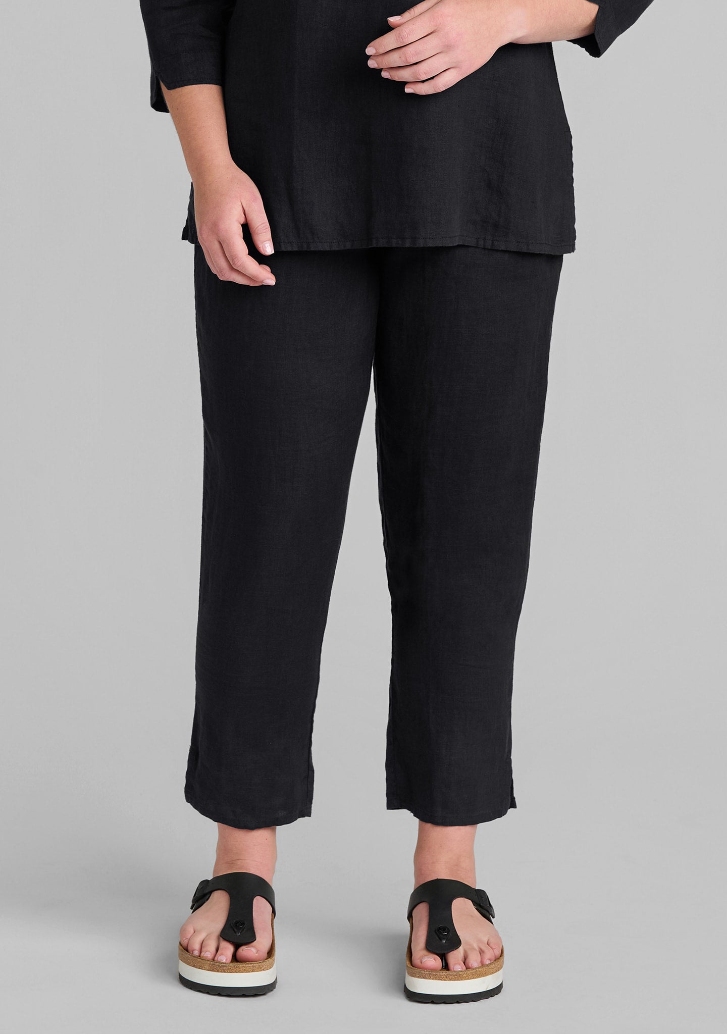 Pocketed Ankle Pant - Linen Pants - Black Handkerchief