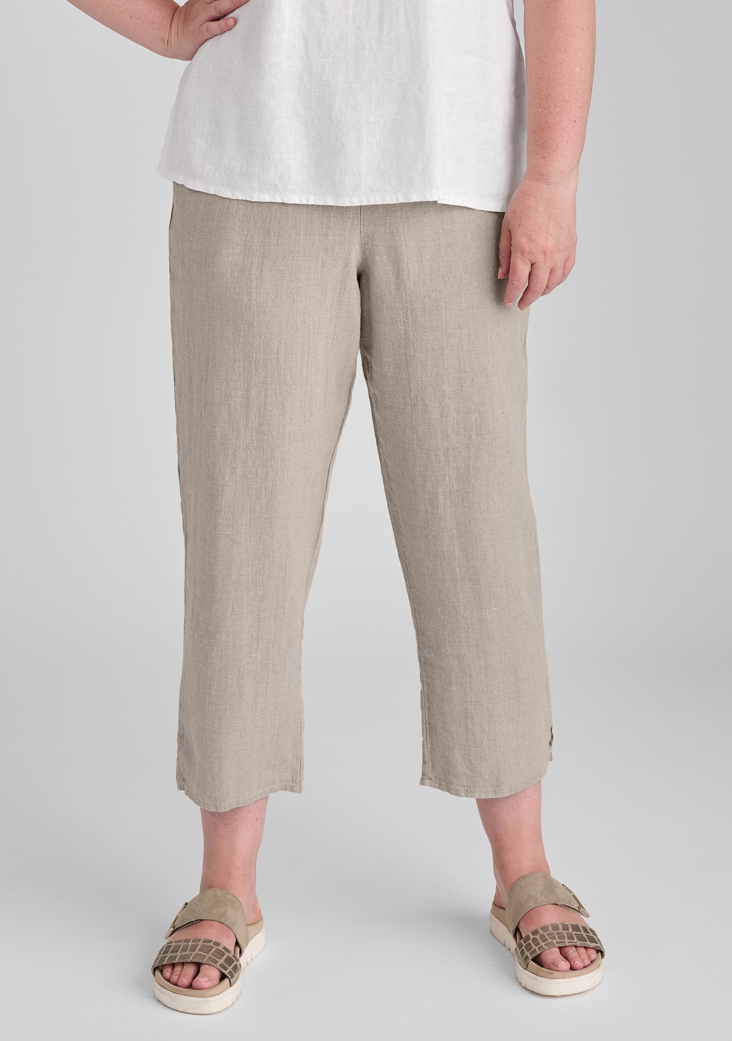 Pocketed Ankle Pant - Linen Pants - Natural Handkerchief