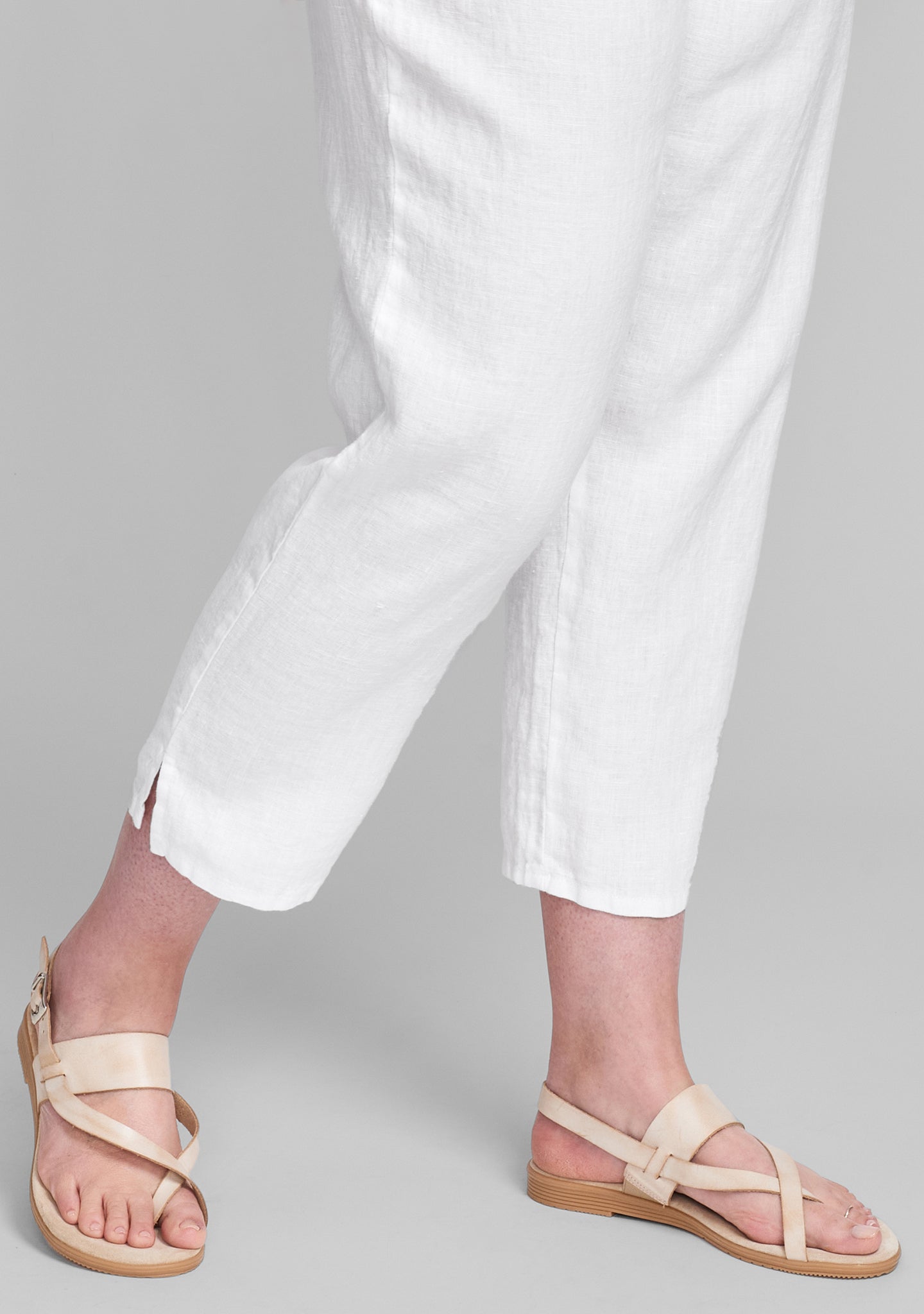 pocketed ankle pants linen pants details