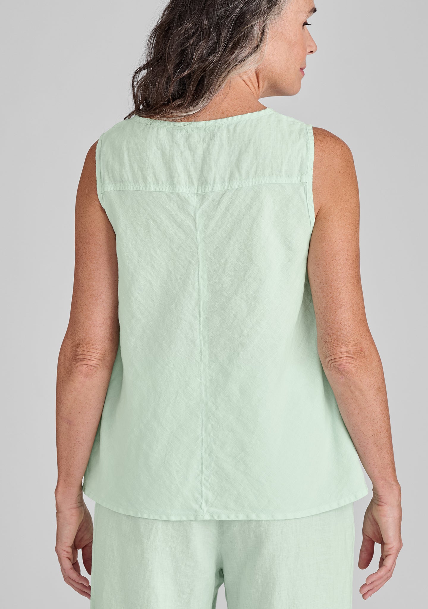 roadie top linen tank top details