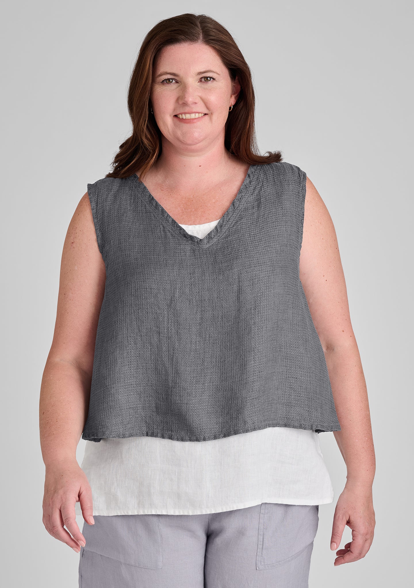 roxbury crop linen tank top details