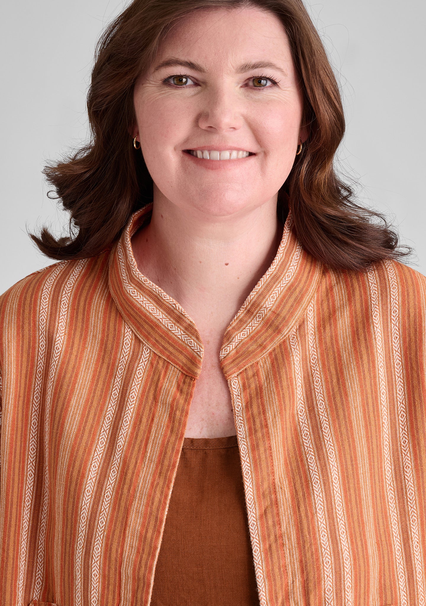 seamly jacket cropped linen jacket details