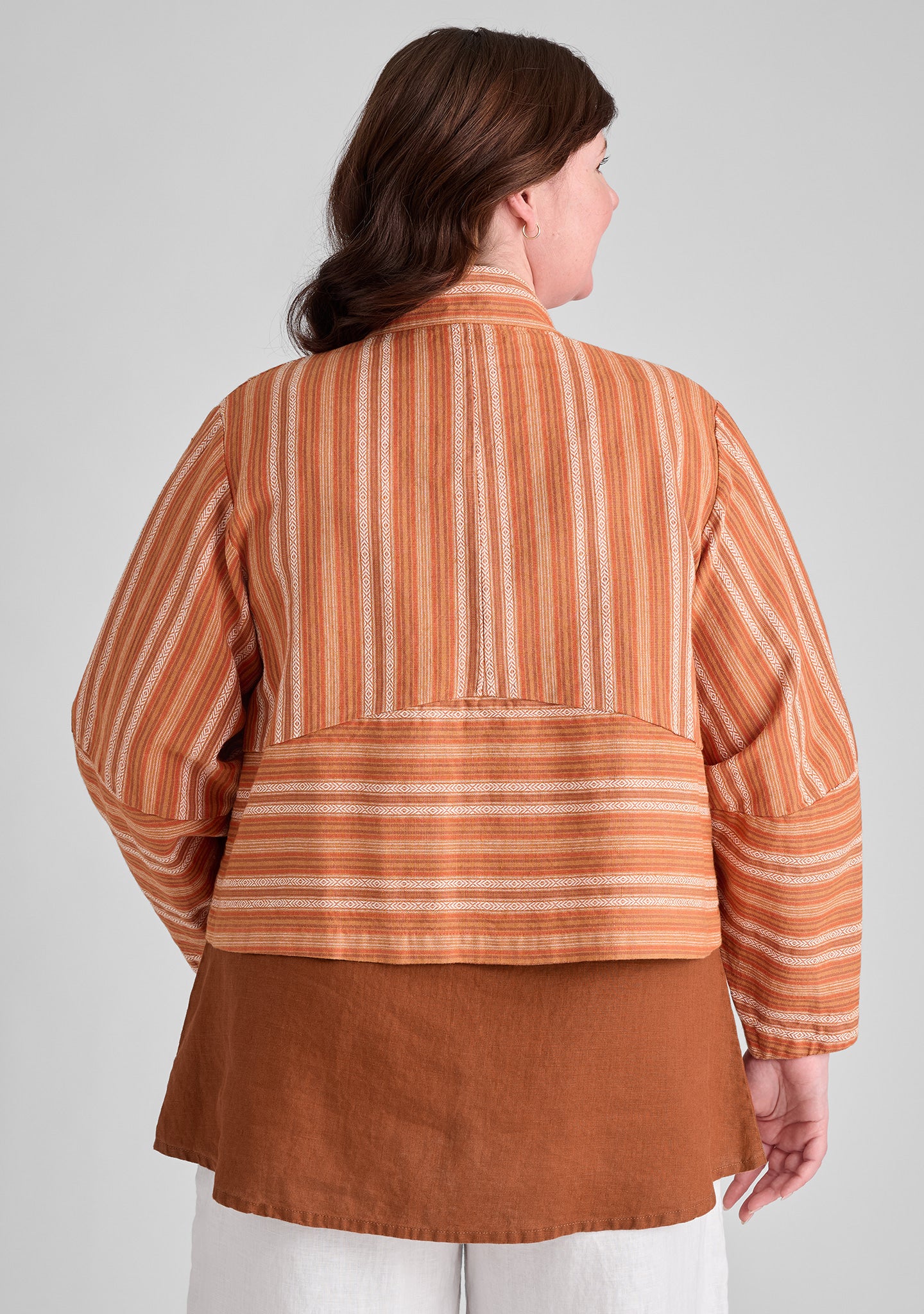 seamly jacket cropped linen jacket details