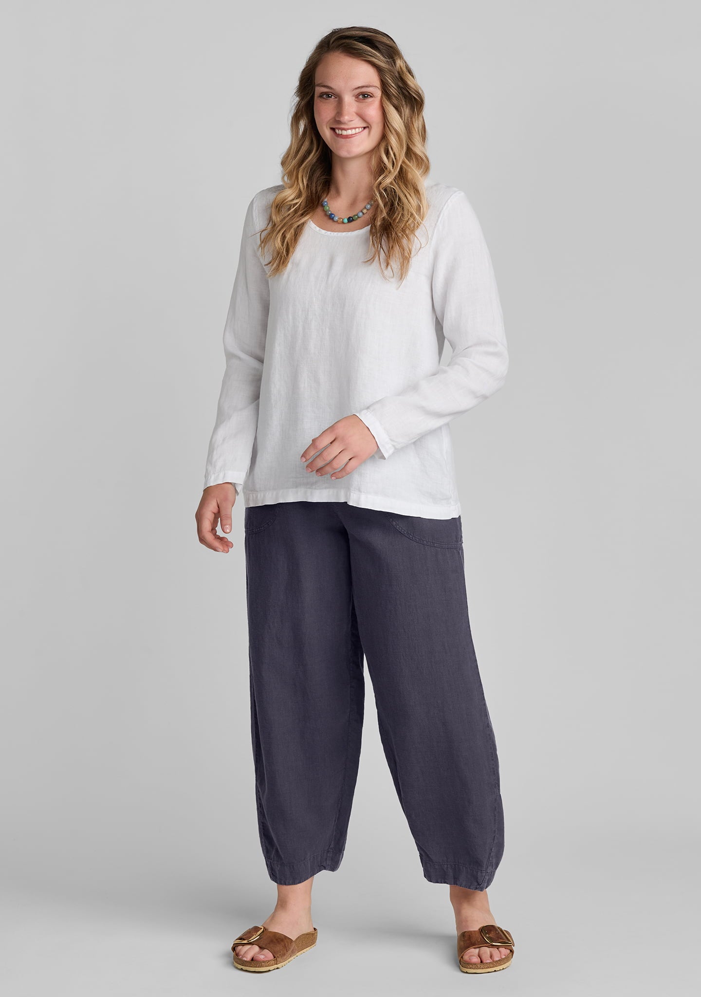seamly pant barrel leg linen pant details