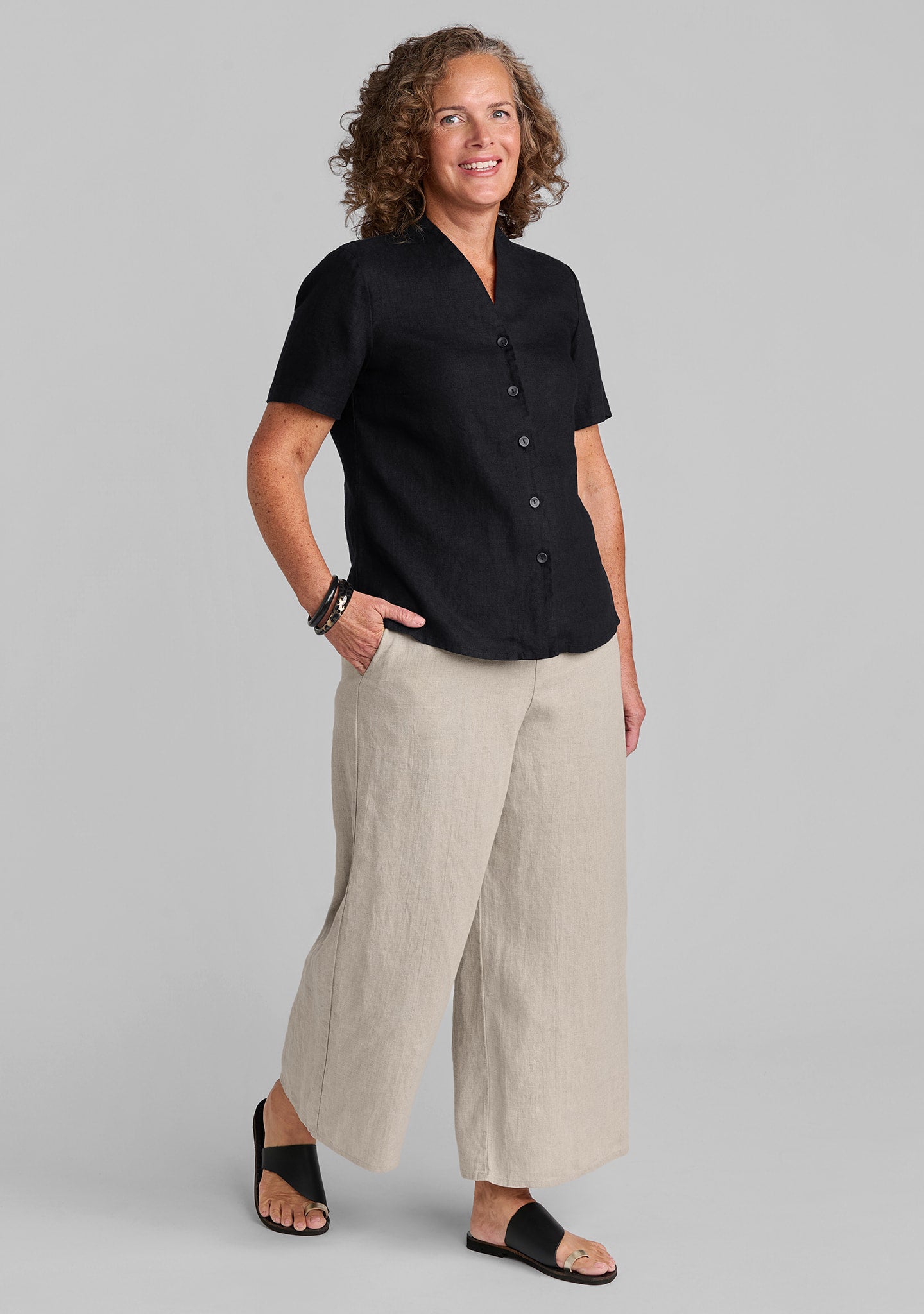 FLAX linen shirt in black with linen pants in natural