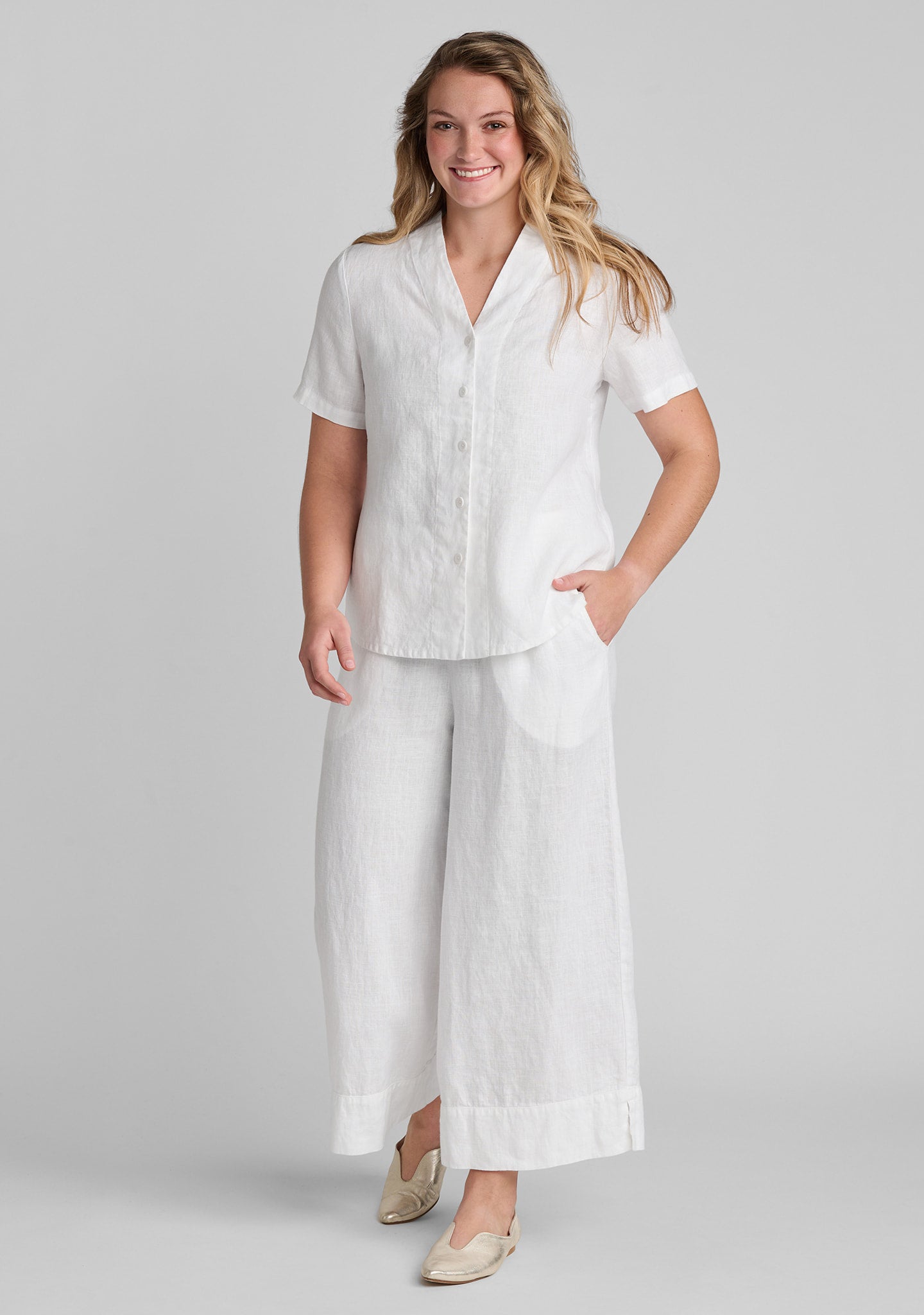 selected version linen blouse details