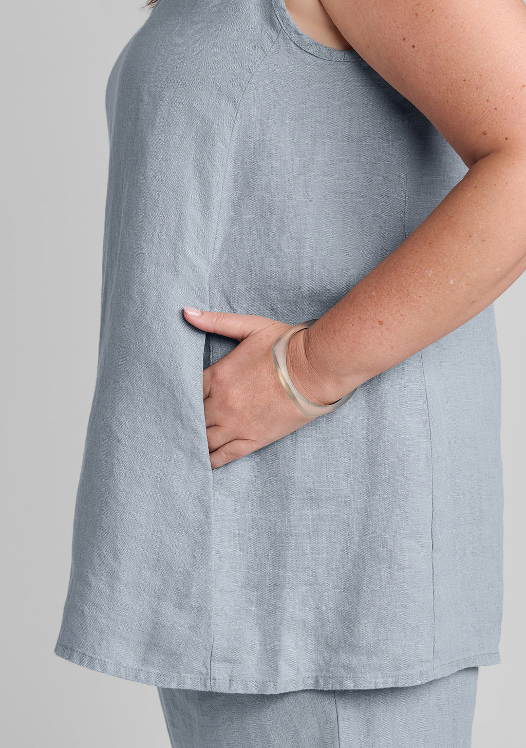 side pocket tunic linen tank top details