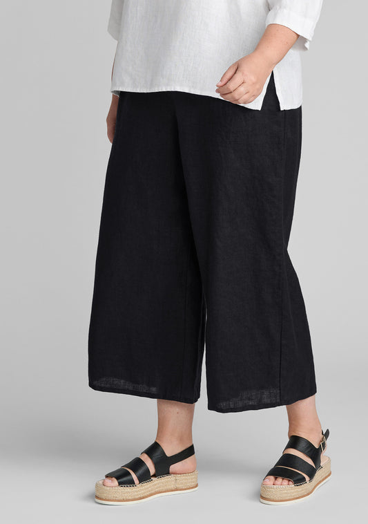 sociable floods linen pants black